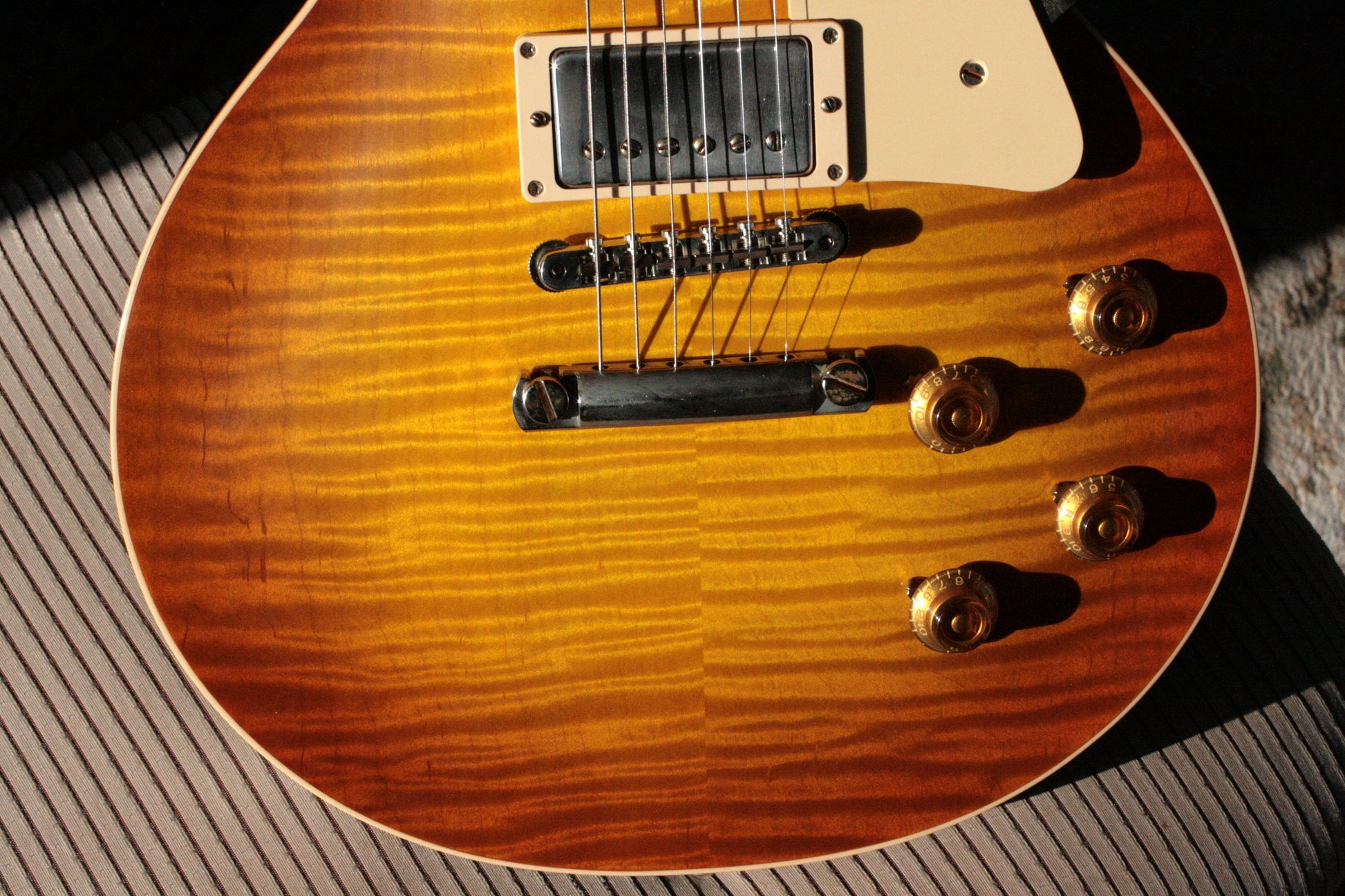 2019 Gibson 1959 Les Paul 60TH ANNIVERSARY Historic Reissue R9 59 Custom Shop Sunrise Tea Burst