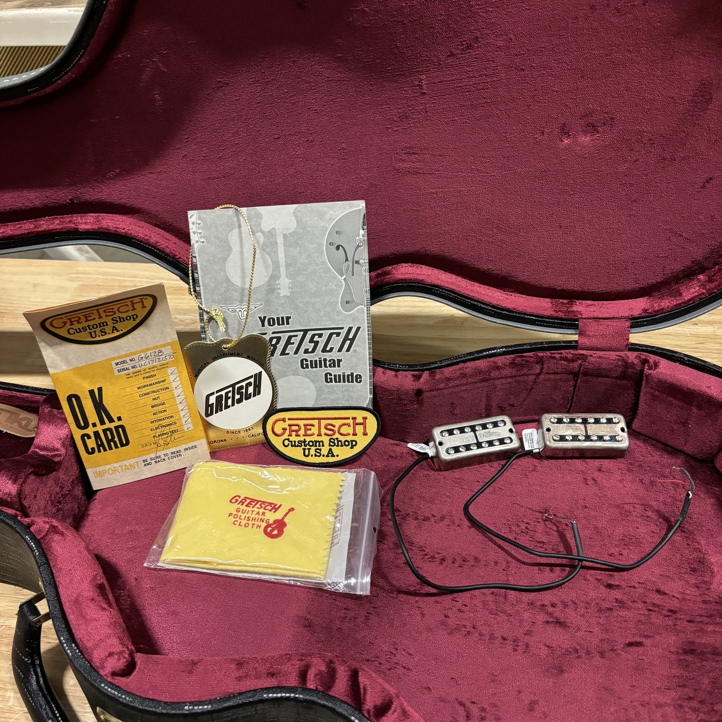 Gretsch Limited Stephen Stern Masterbuilt '62 Duo Jet Relic - Aged Black over Shell Pink