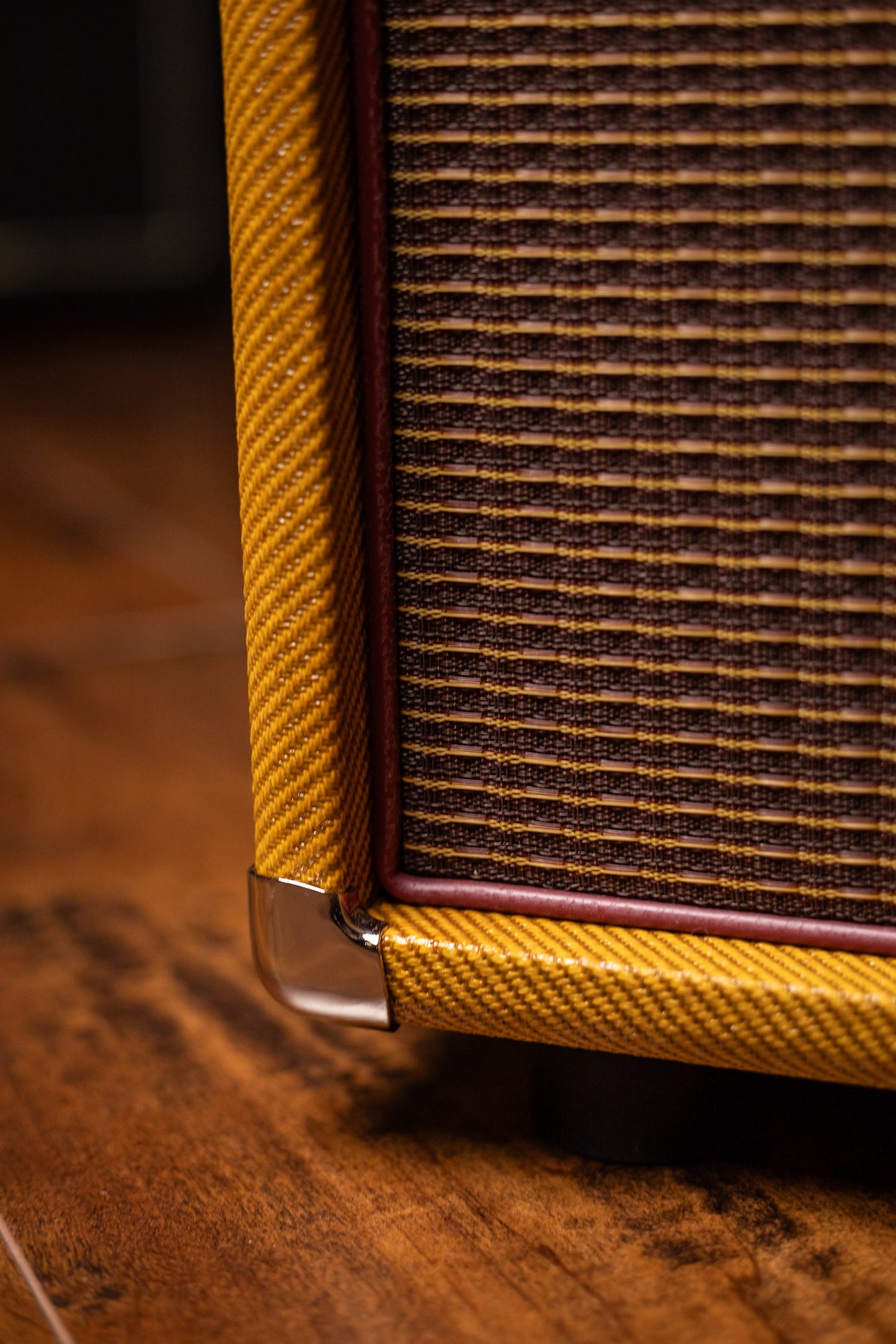 PRE-ORDER | Two-Rock Studio Signature 35 Watt Combo Amp - Lacquered Amber Tweed, Oxblood Stripe Cloth, Maroon Piping