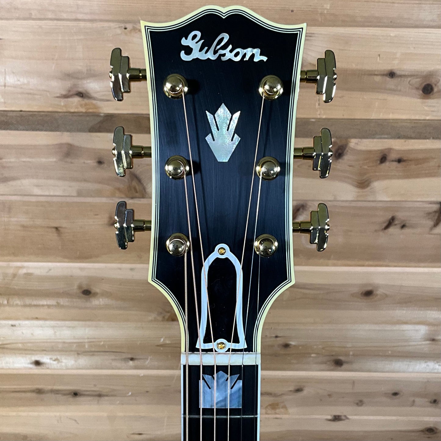 Gibson Pre-War SJ-200 Rosewood Acoustic Guitar - Vintage Sunburst