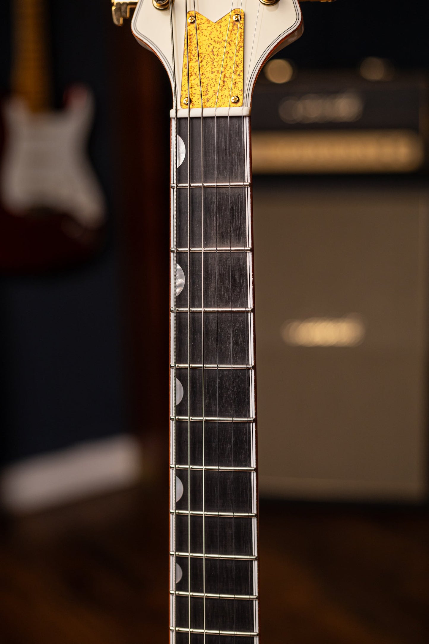 Gretsch G6136T-59 Vintage Select 1959 Falcon - Vintage White, Bigsby