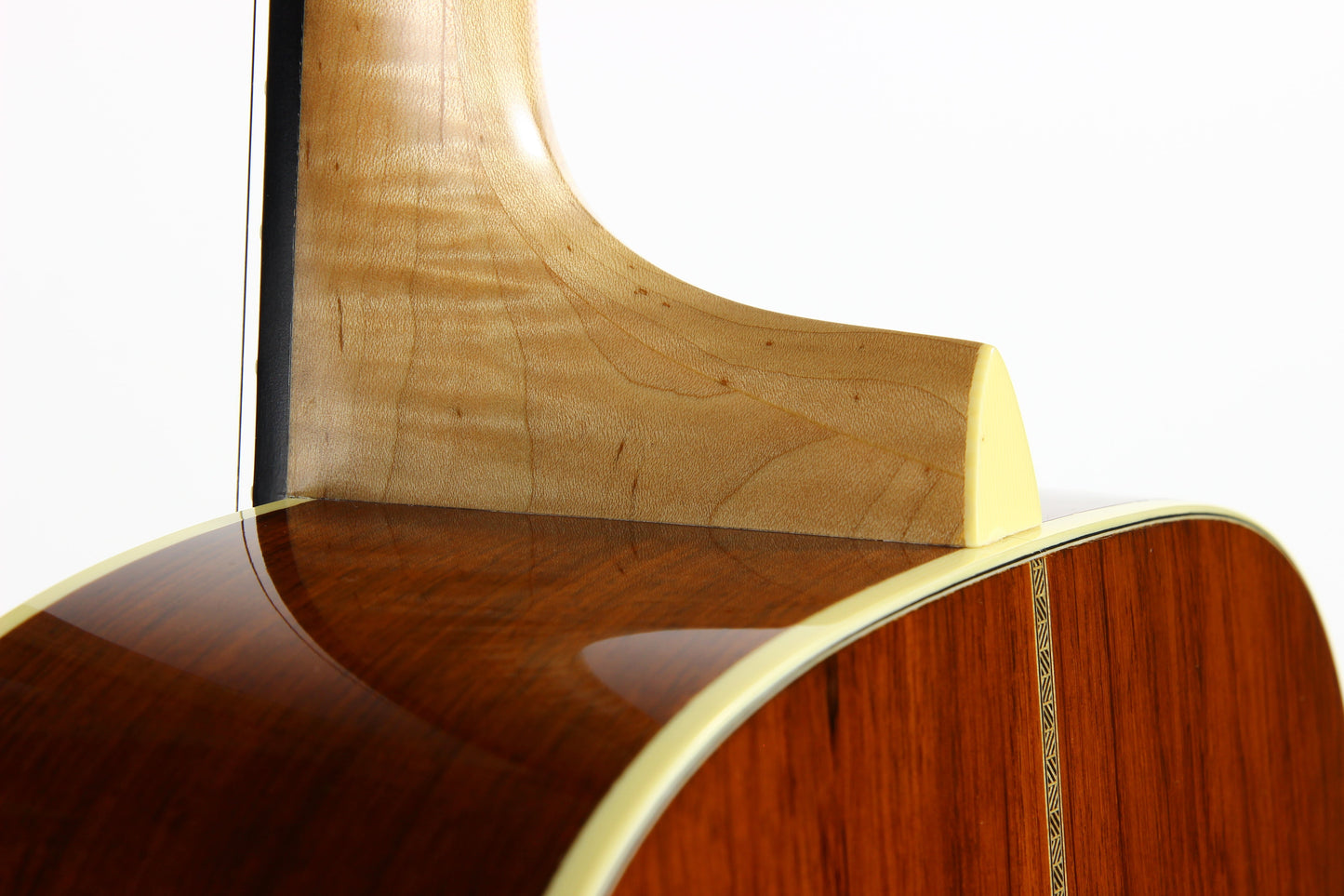 2008 Martin D-28M Merle Travis - Bigsby Headstock, Madagascar Rosewood, Gretsch, Signature Model