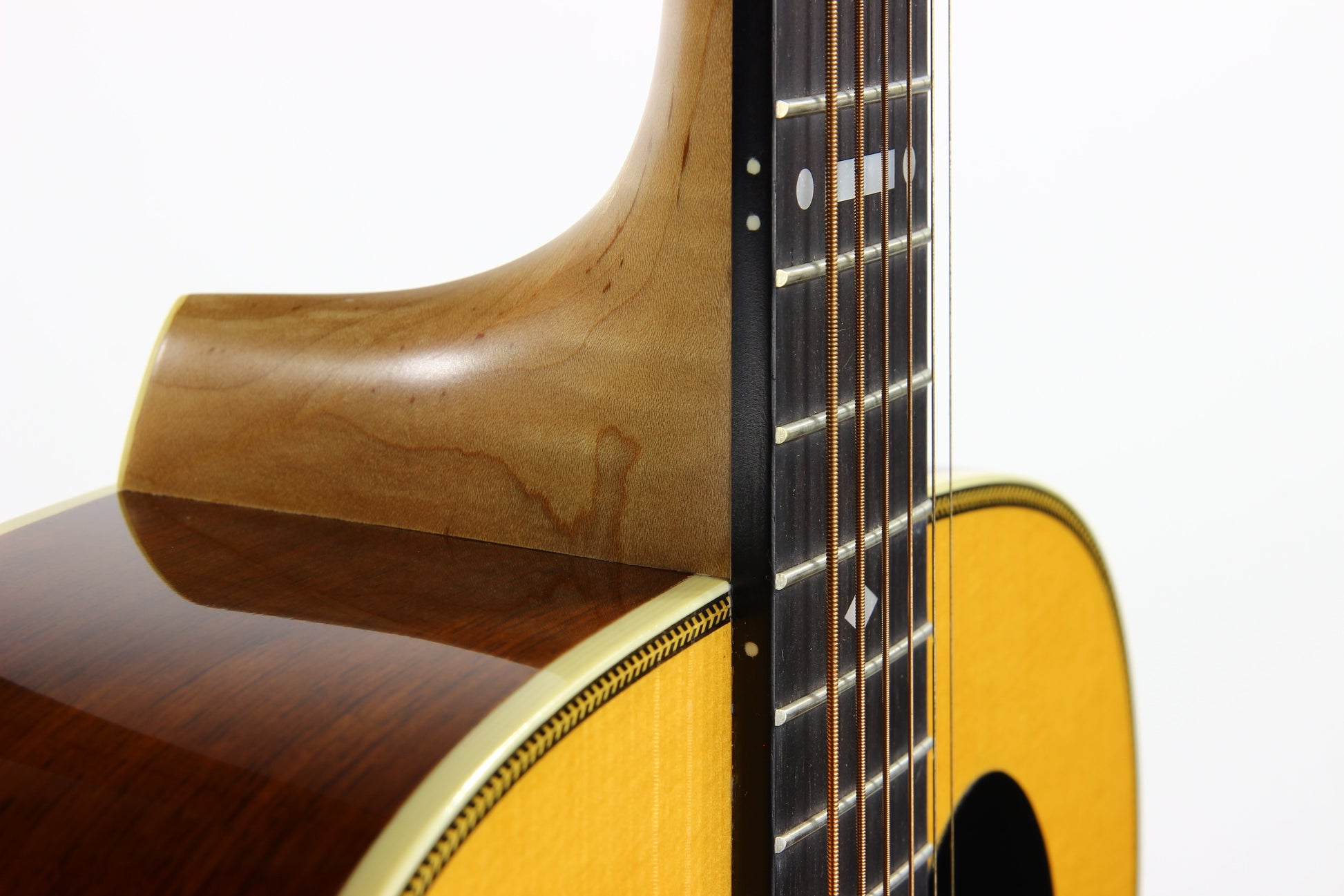 2008 Martin D-28M Merle Travis - Bigsby Headstock, Madagascar Rosewood, Gretsch, Signature Model