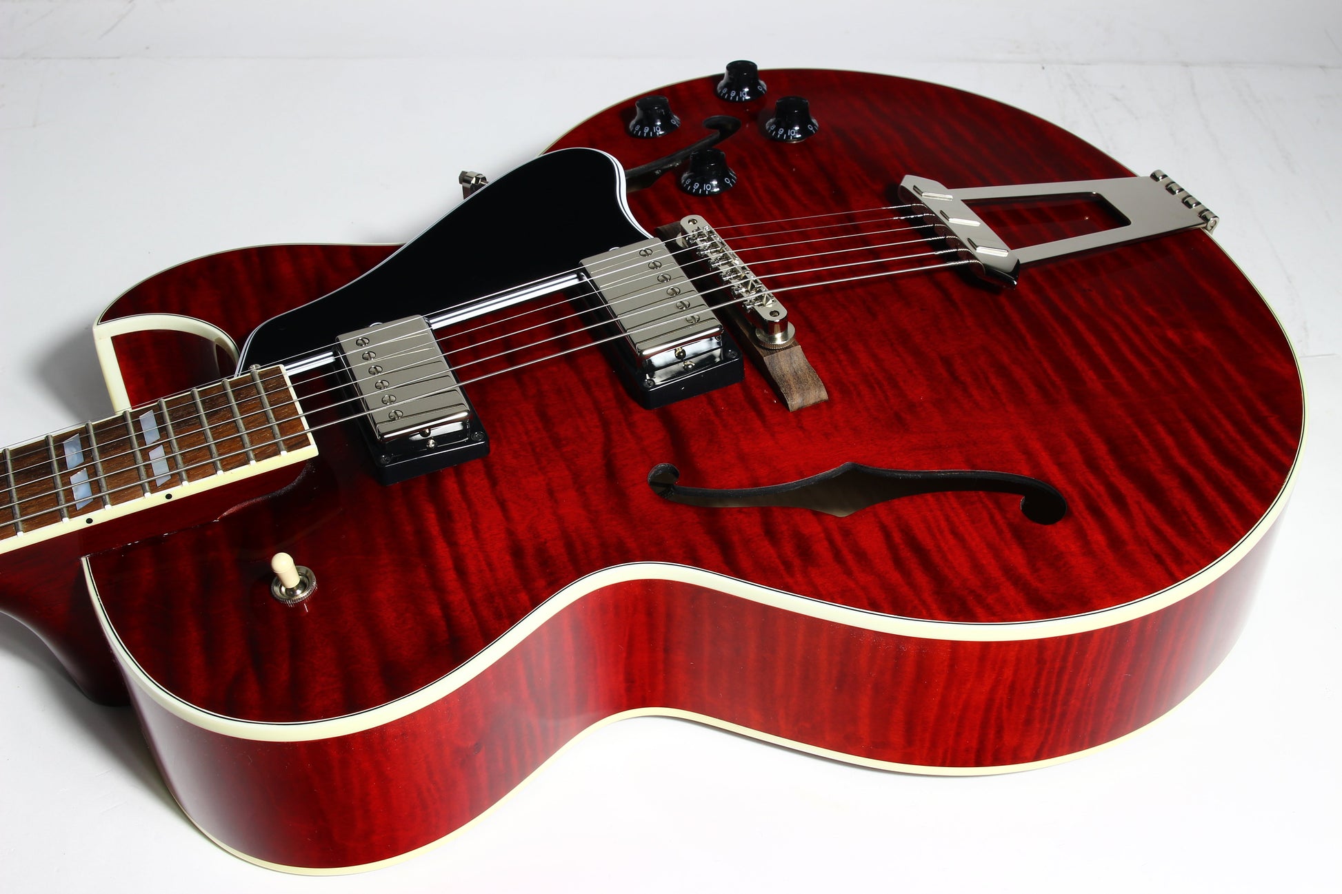 2011 Gibson Custom Shop Memphis ES-175 Wine Red Jazz Archtop Electric Guitar - Beautiful Figuring!