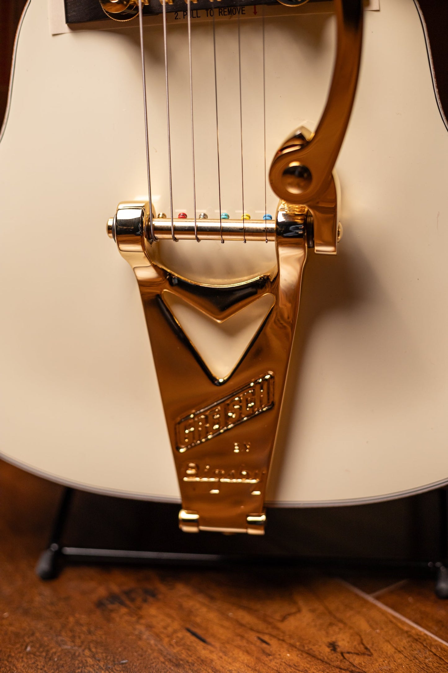Gretsch G6136T-59 Vintage Select 1959 Falcon - Vintage White, Bigsby