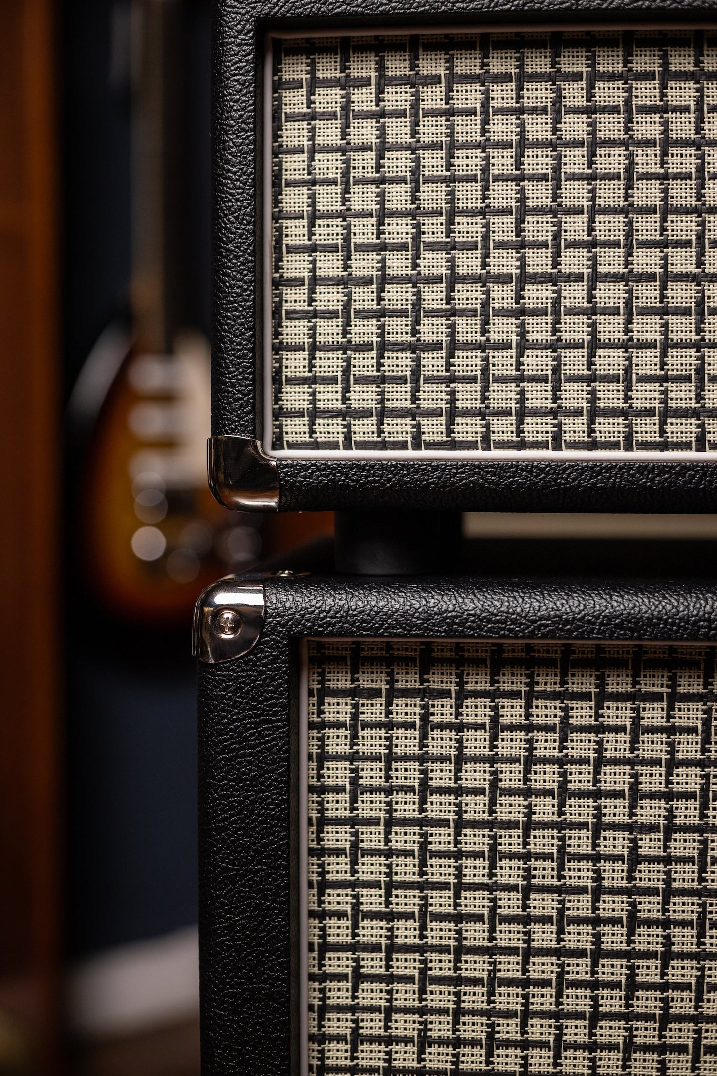 PRE-ORDER | Two-Rock Bloomfield Drive 100/50w Tube Head and Cabinet - Black Bronco Tolex, Large Checked Cloth, White Piping