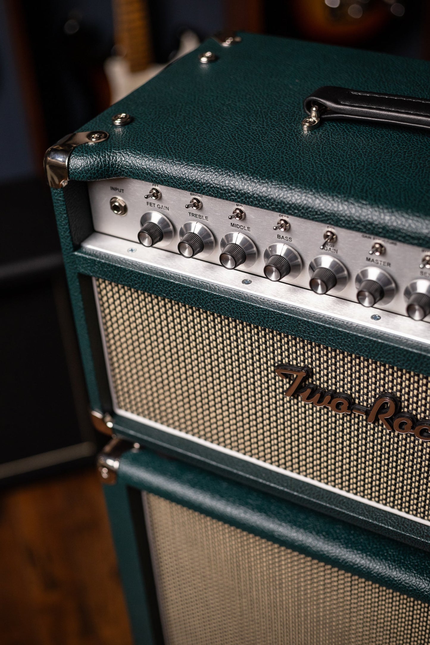 PRE-ORDER | Two-Rock Classic Reverb 100 Watt Head And 12-65B 2x12 Extension Cabinet - British Green, Salt & Pepper Cloth, White Piping