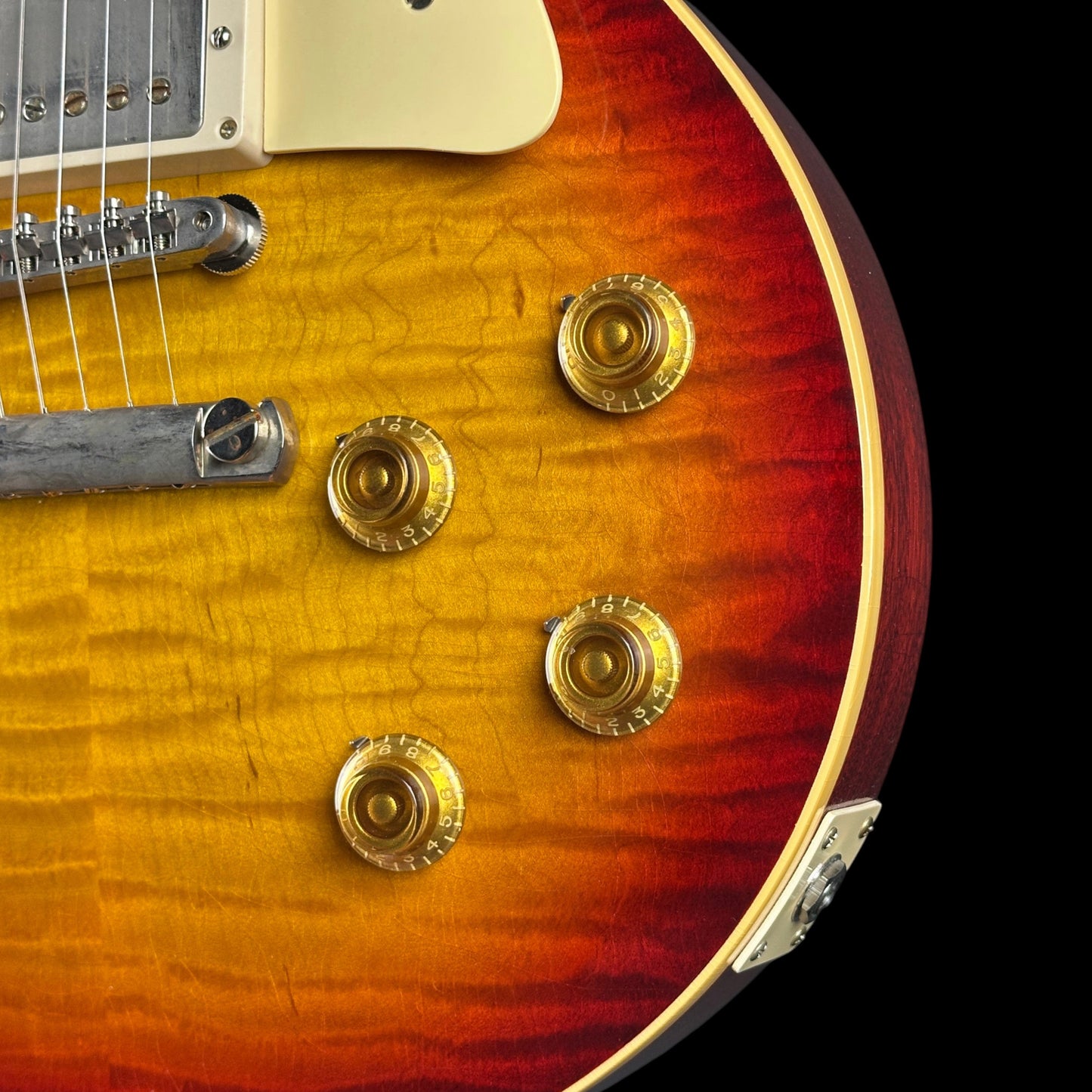 Used 2022 Gibson Custom Shop 1959 Les Paul Factory Burst Murphy Lab Ultra Light Aged w/case TSU25243