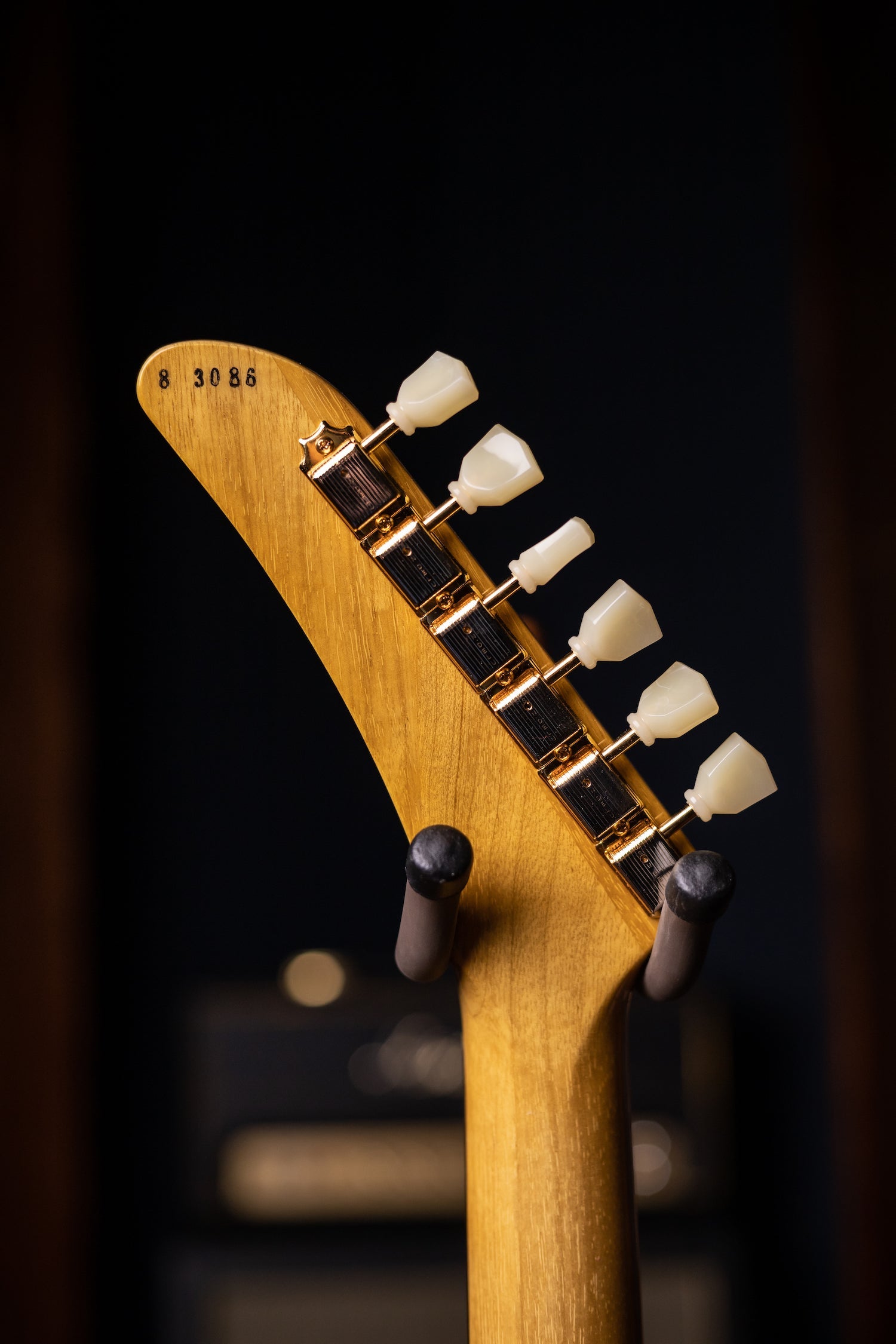 Gibson Custom Shop 1958 Korina Explorer Electric Guitar - Natural Black Pickguard