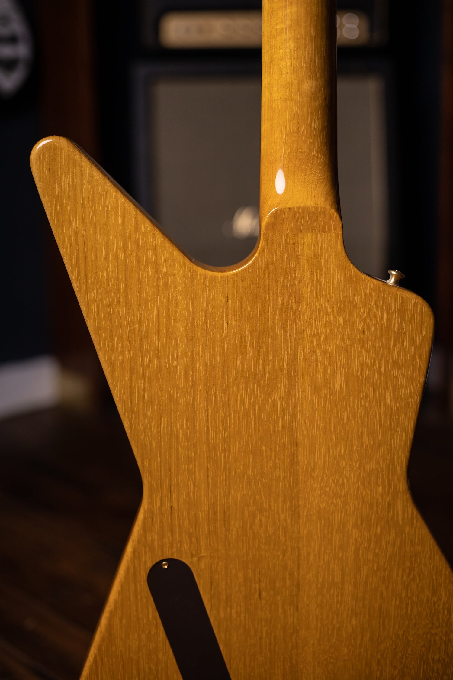 Gibson Custom Shop 1958 Korina Explorer Electric Guitar - Natural White Pickguard