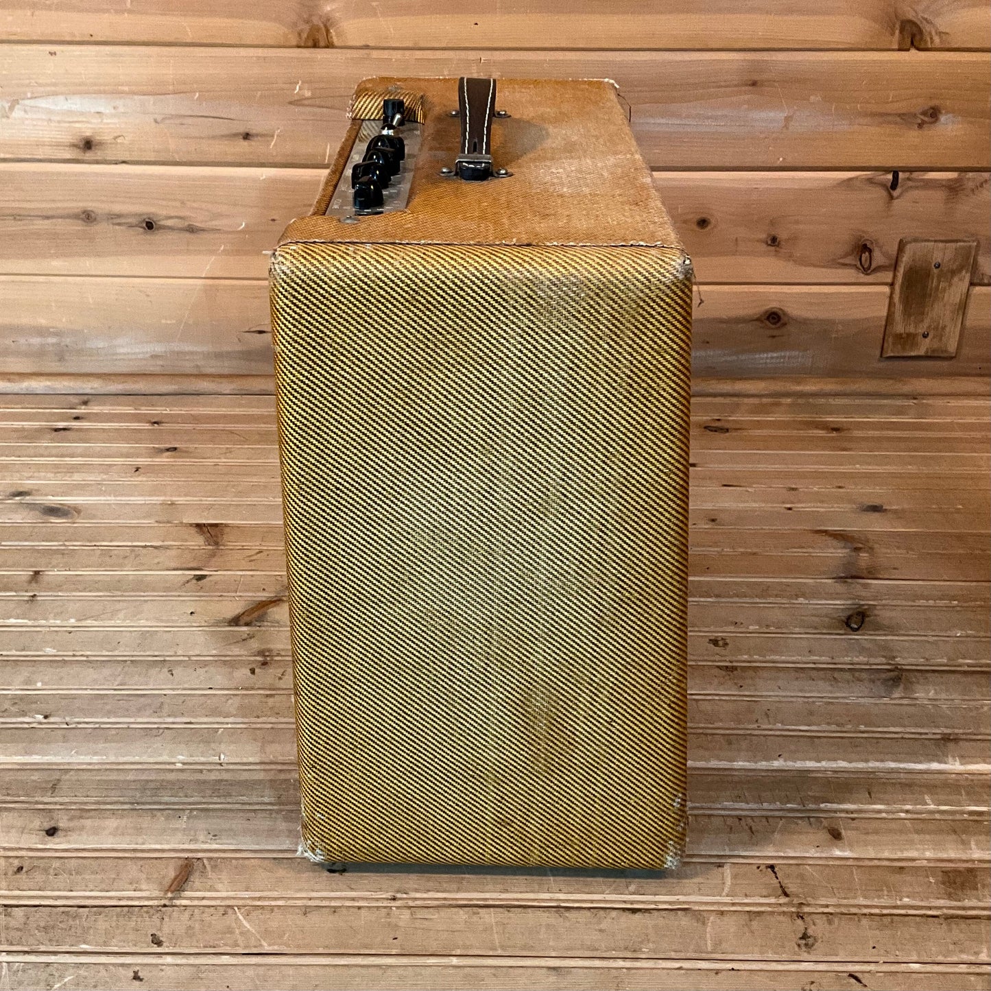 Fender 1959 Vibrolux 5F11 Guitar Amplifier USED