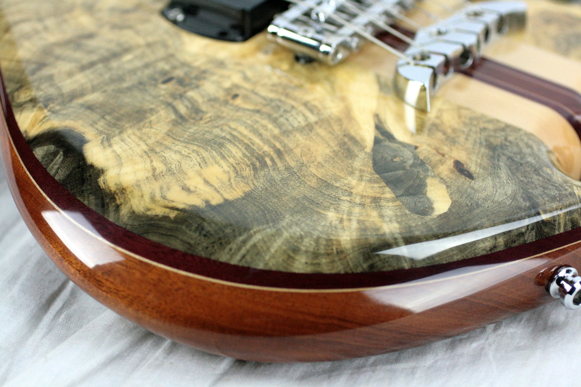 MINT 2011 Alembic Darling Buckeye Burl Top w/ Blue LED's Paperwork, Original Case!