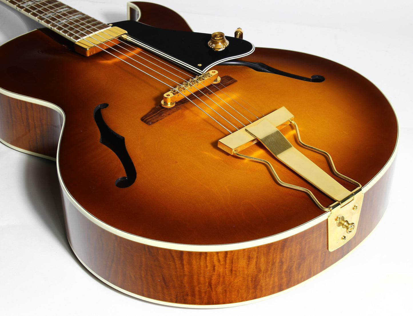 MINTY 2003 Gibson Herb Ellis ES-165 Signature Model Archtop - Floating BJB Pickup, Light Burst, es-175, l5, es-335
