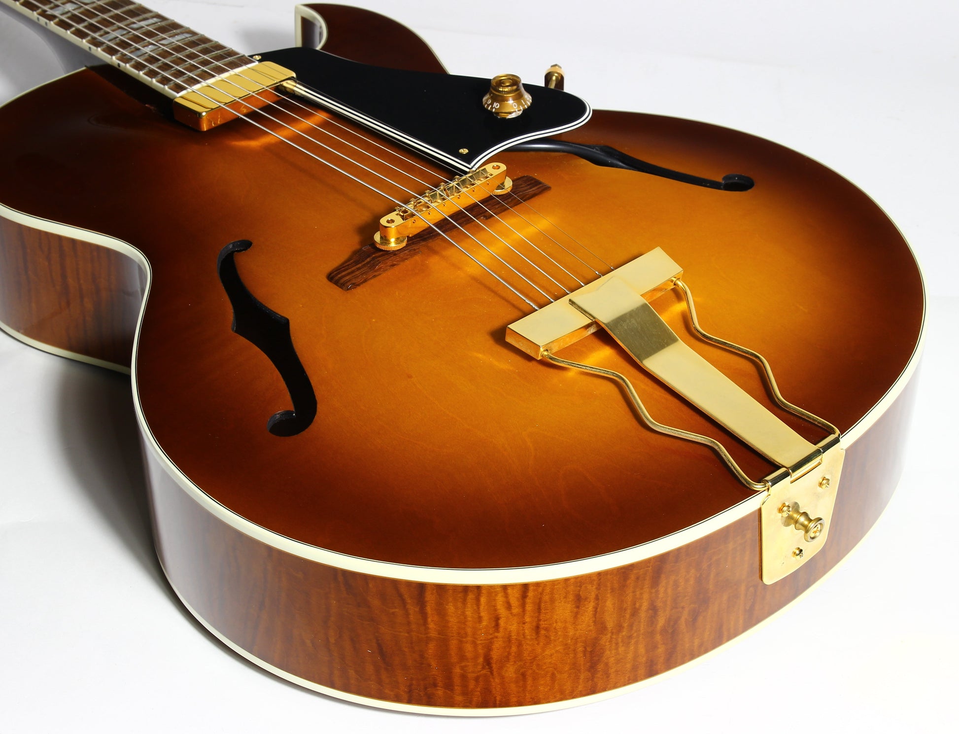 MINTY 2003 Gibson Herb Ellis ES-165 Signature Model Archtop - Floating BJB Pickup, Light Burst, es-175, l5, es-335