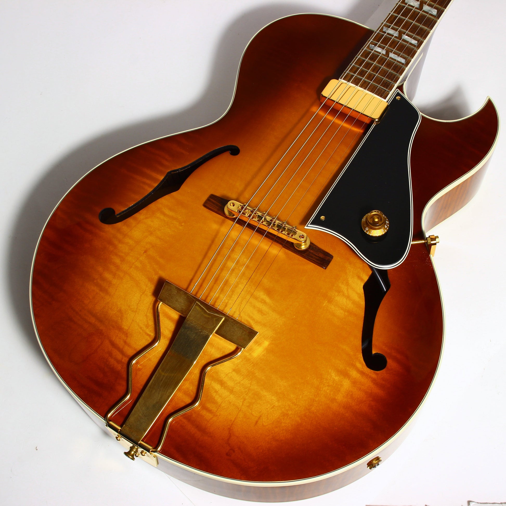 MINTY 2003 Gibson Herb Ellis ES-165 Signature Model Archtop - Floating BJB Pickup, Light Burst, es-175, l5, es-335