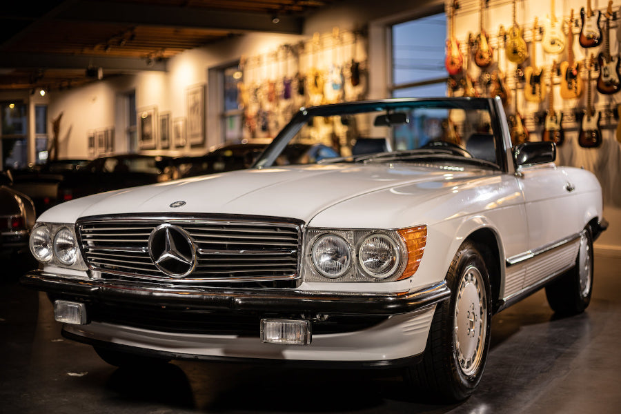 1989 Mercedes-Benz 560 SL Arctic White | SOLD