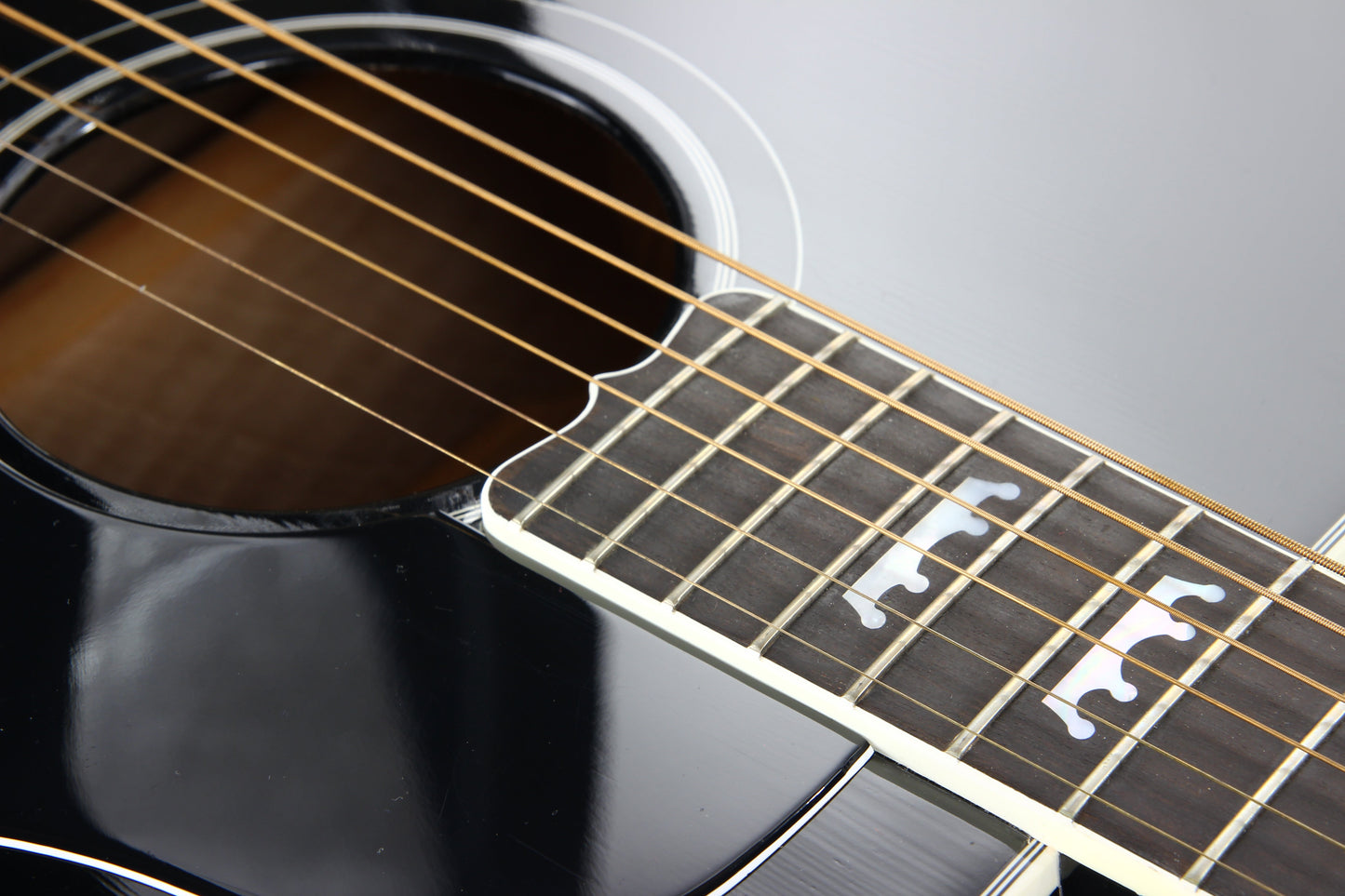 1996 Gibson Limited Edition The King Elvis Presley J-200 Ebony Black SJ200 - Flattop Jumbo Acoustic
