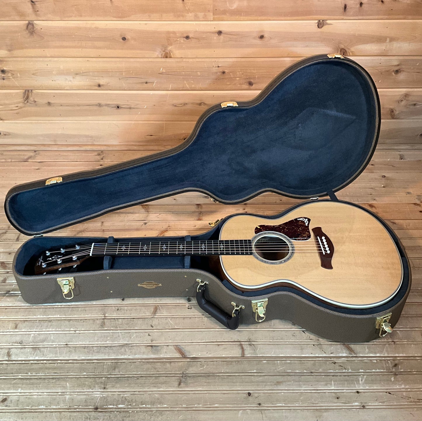 Taylor Gold Label 814e Acoustic Guitar - Natural