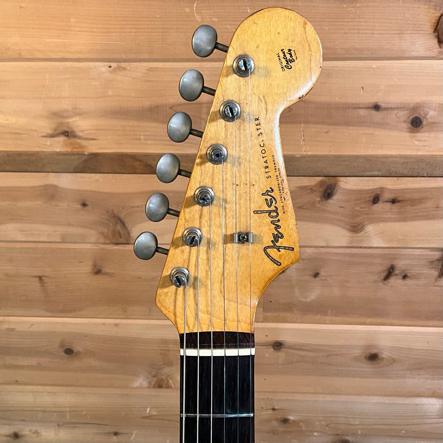 Fender Vintage 1961 Stratocaster Electric Guitar USED - 3 Tone Sunburst