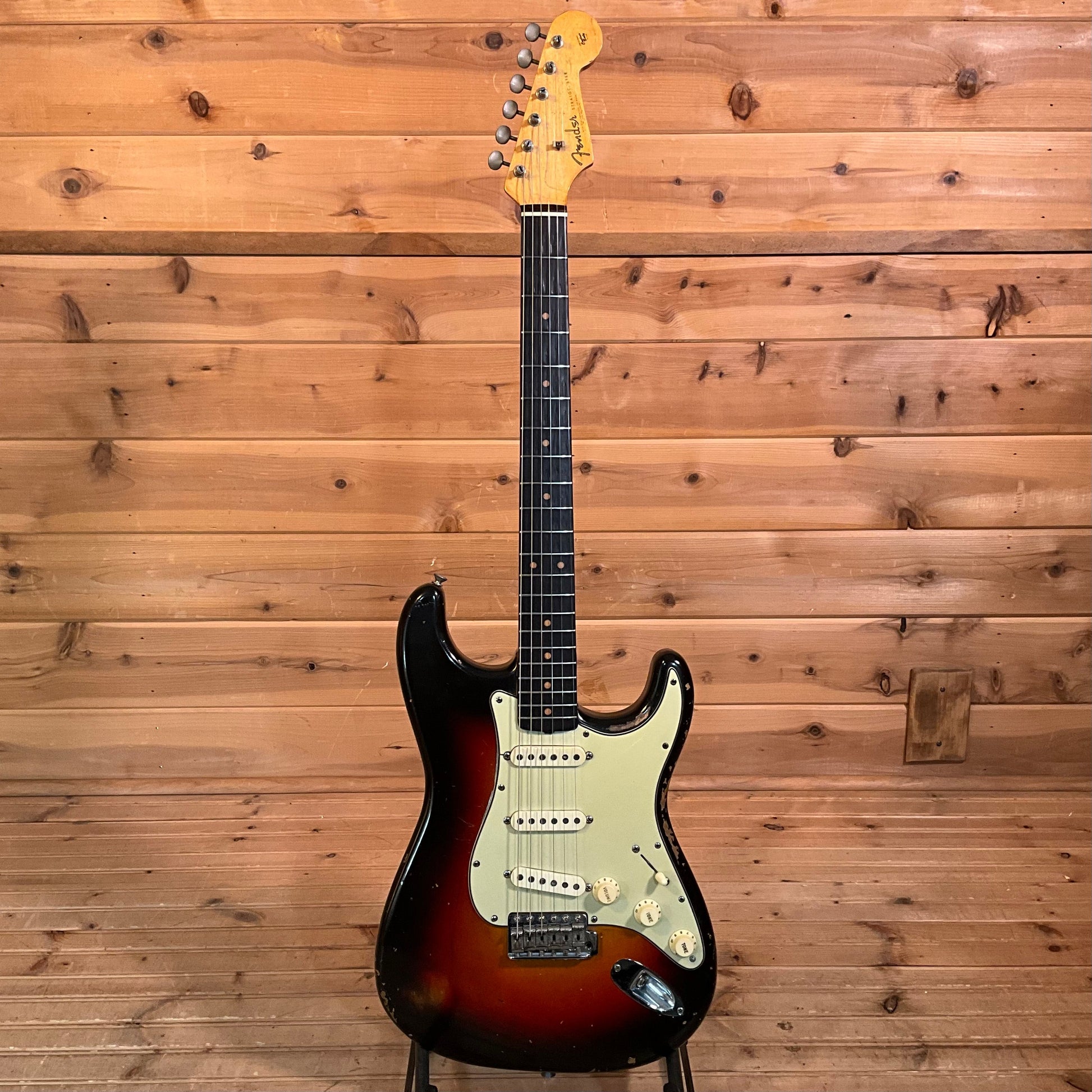 Fender Vintage 1961 Stratocaster Electric Guitar USED - 3 Tone Sunburst