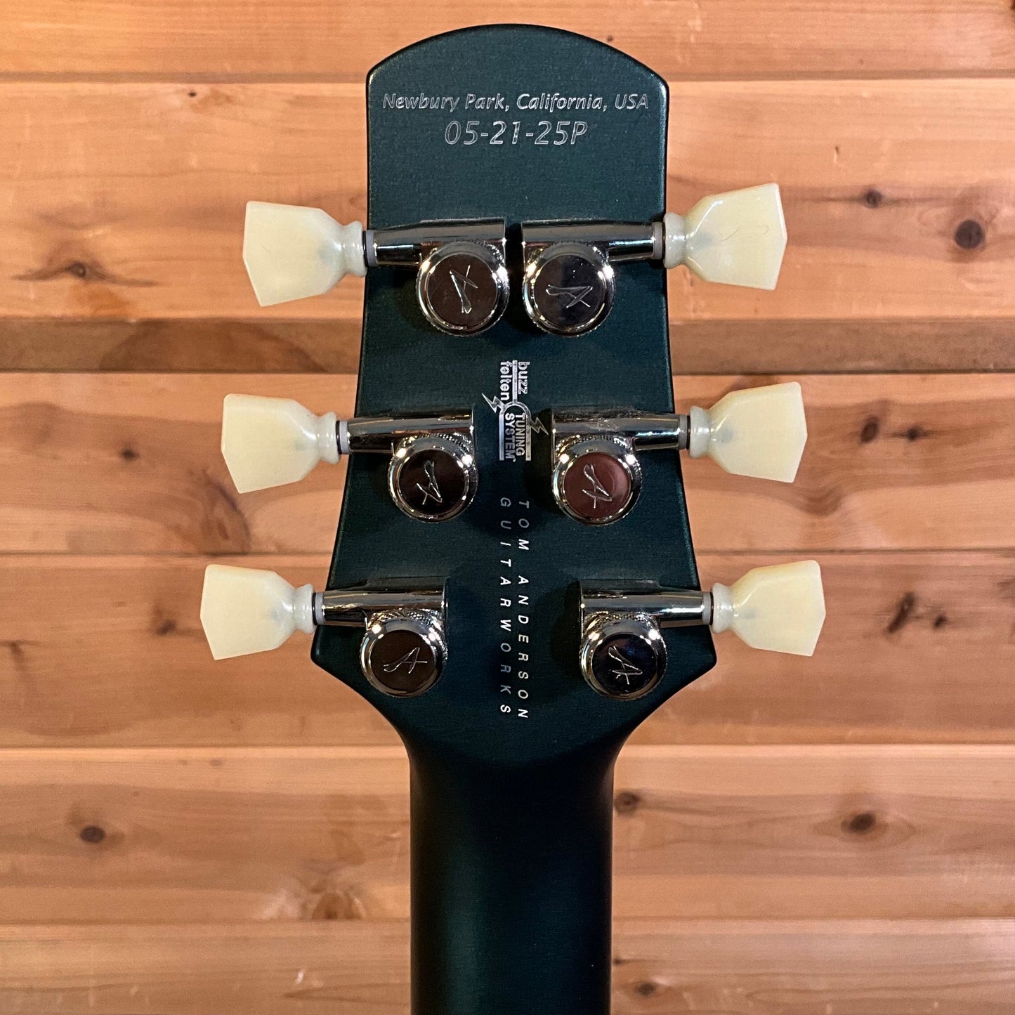 Tom Anderson Bobcat Cub Electric Guitar - Satin Bullitt Green