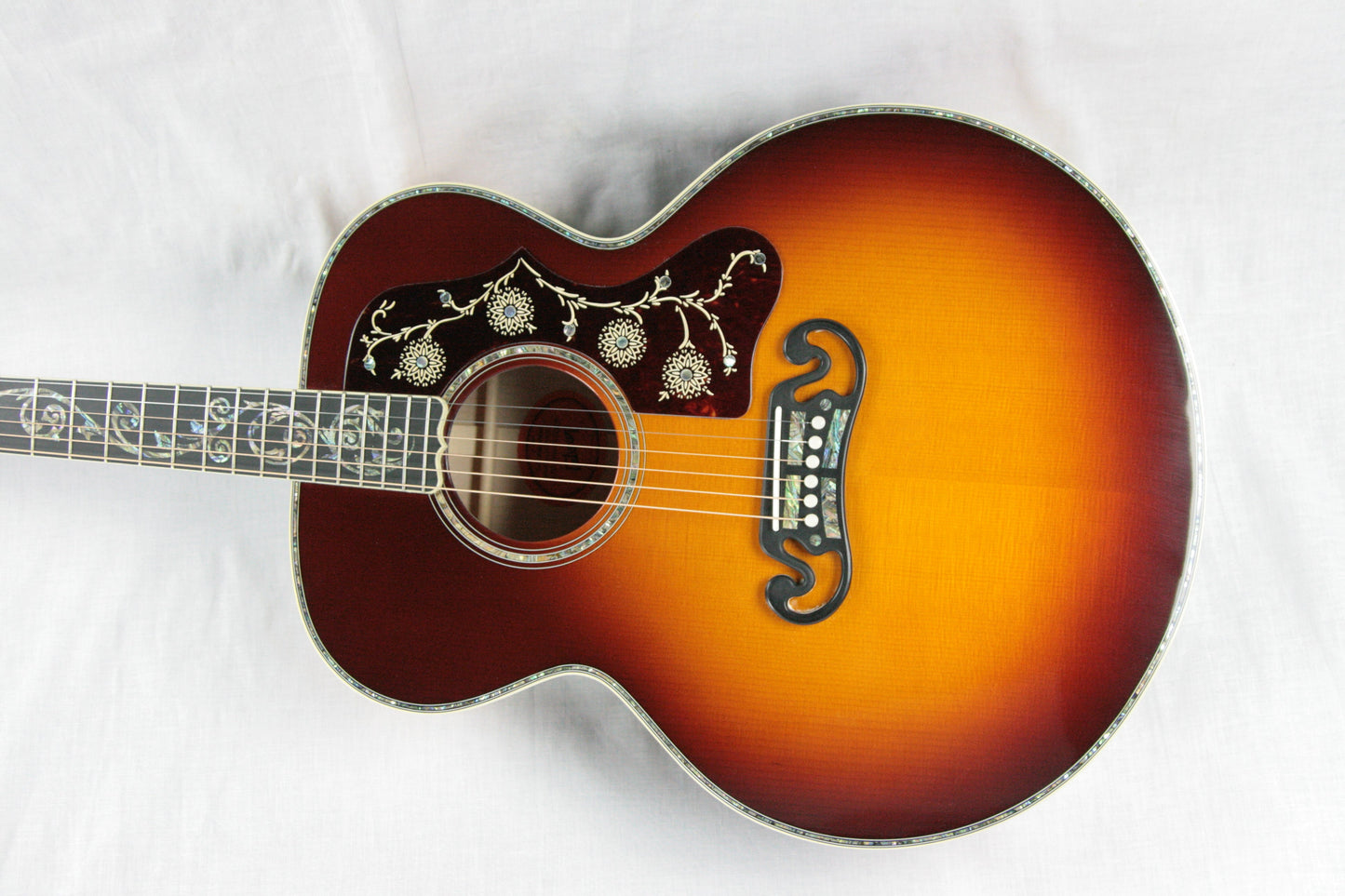 2017 Gibson Custom Shop SJ-200 VINE SPECIAL! Limited Autumn Burst! J200 j45 jumbo montana