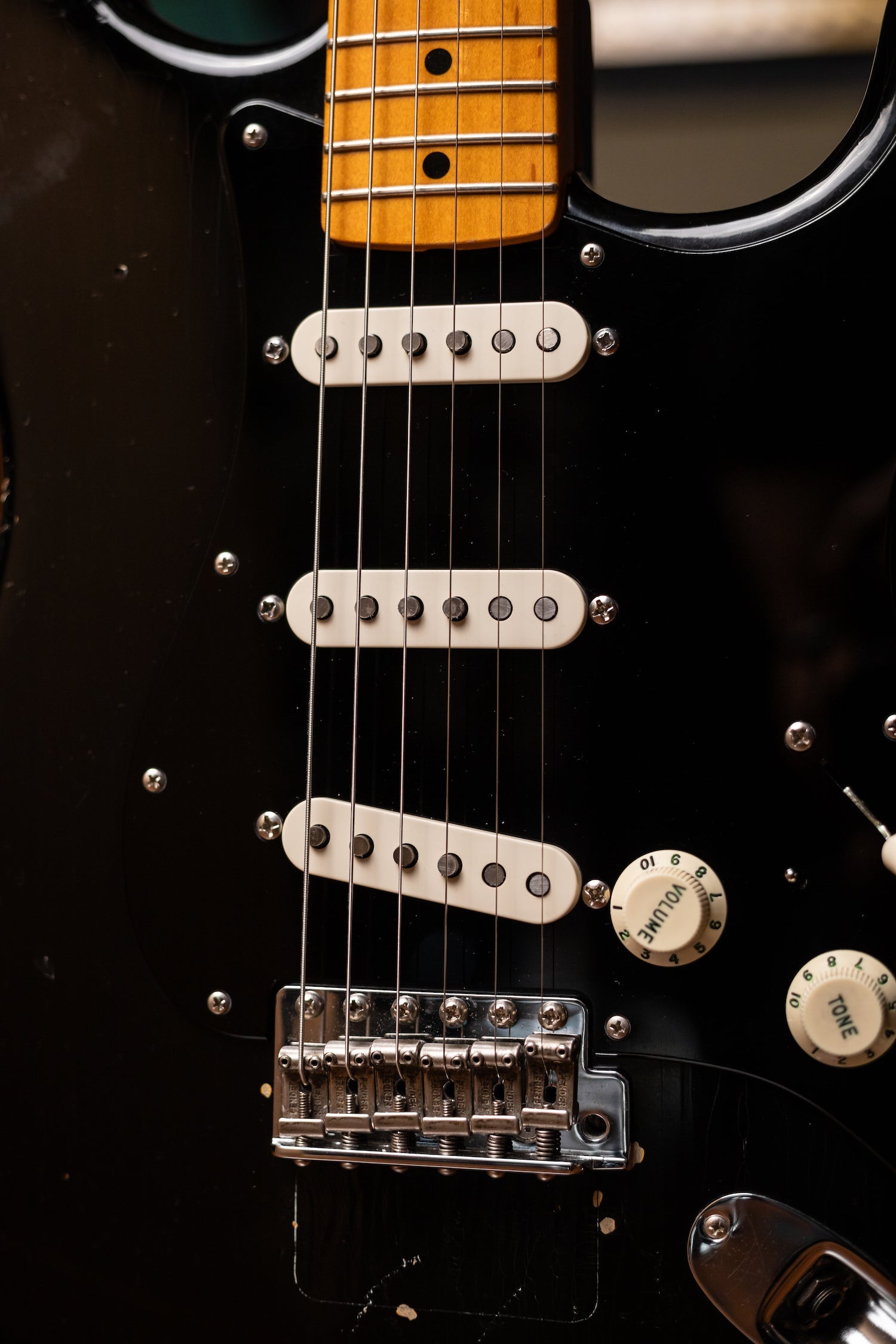 2014 Fender Custom Shop David Gilmour Signature Stratocaster Electric Guitar - Black
