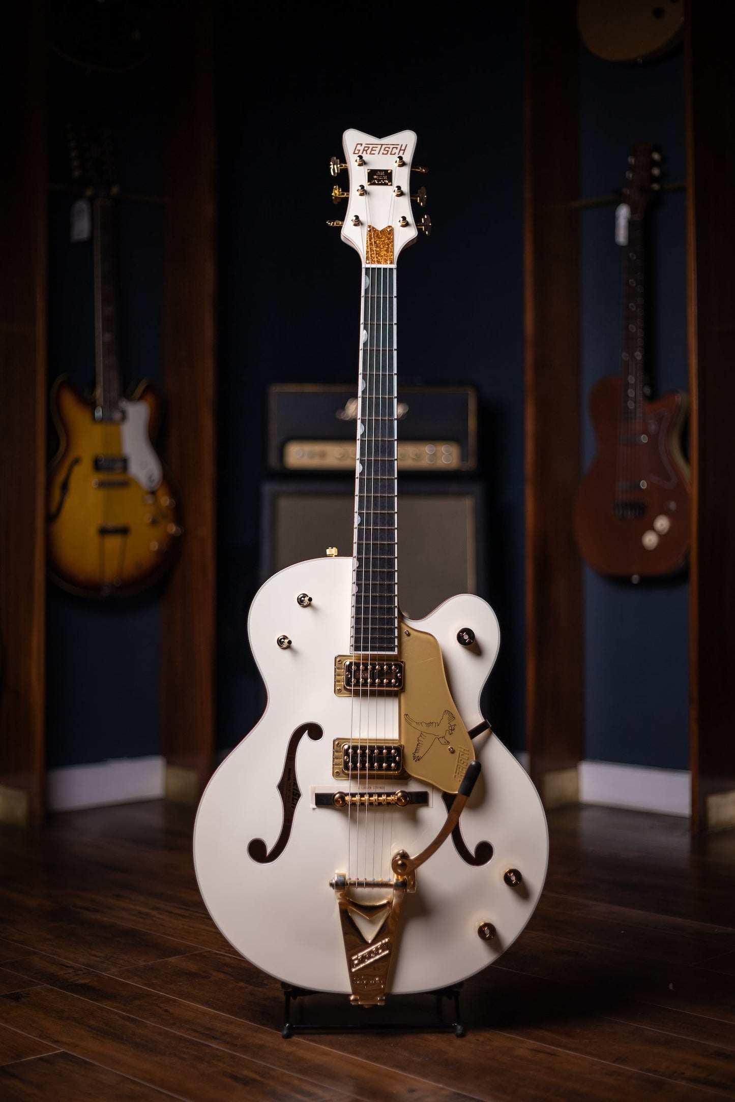Gretsch G6136T-59 Vintage Select Edition '59 Falcon Hollow Body Electric Guitar - Vintage White