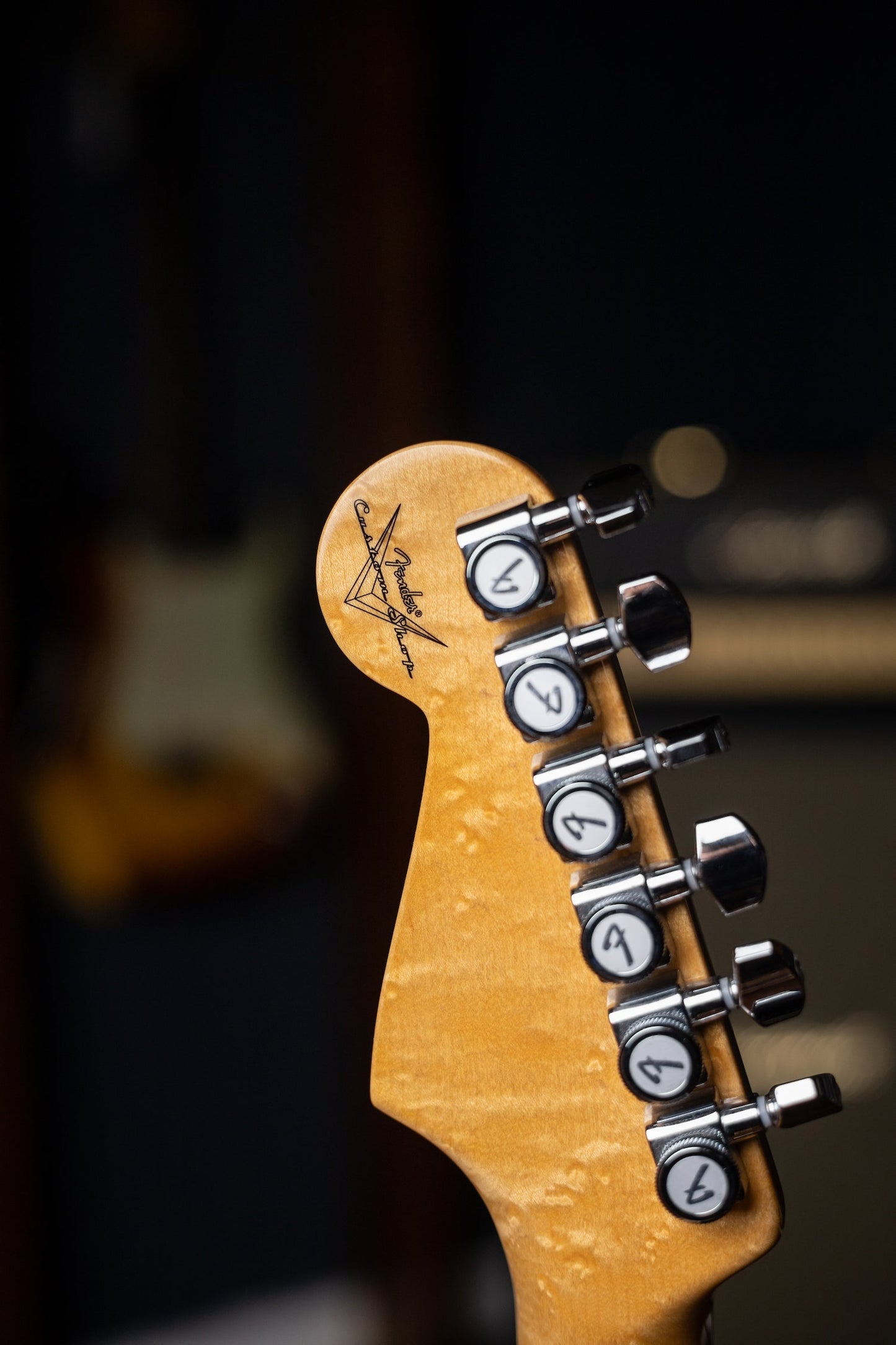Fender Custom Shop American Custom Stratocaster Electric Guitar - Vintage Blonde NOS