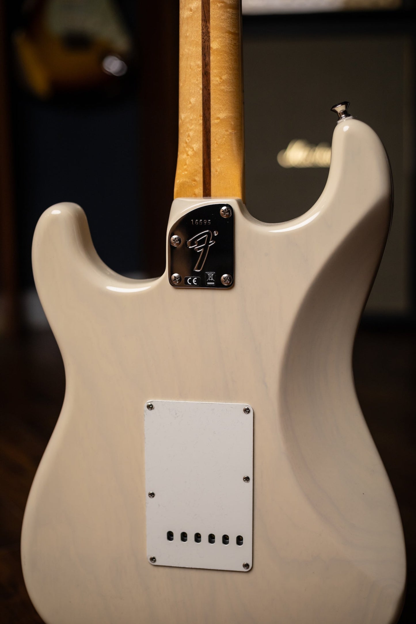 Fender Custom Shop American Custom Stratocaster Electric Guitar - Vintage Blonde NOS