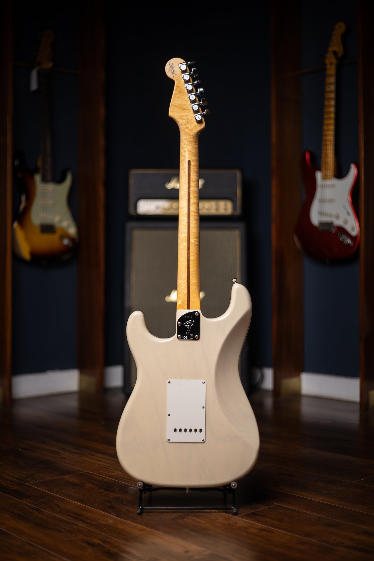 Fender Custom Shop American Custom Stratocaster Electric Guitar - Vintage Blonde NOS