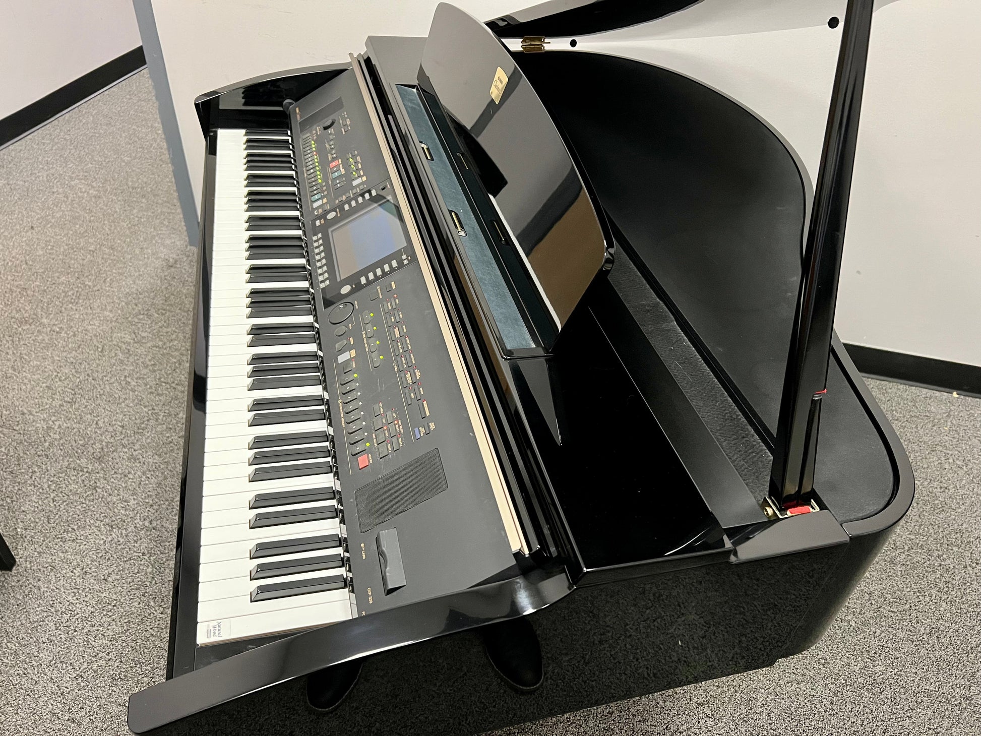 Used Yamaha CVP309GP Digital Grand Piano