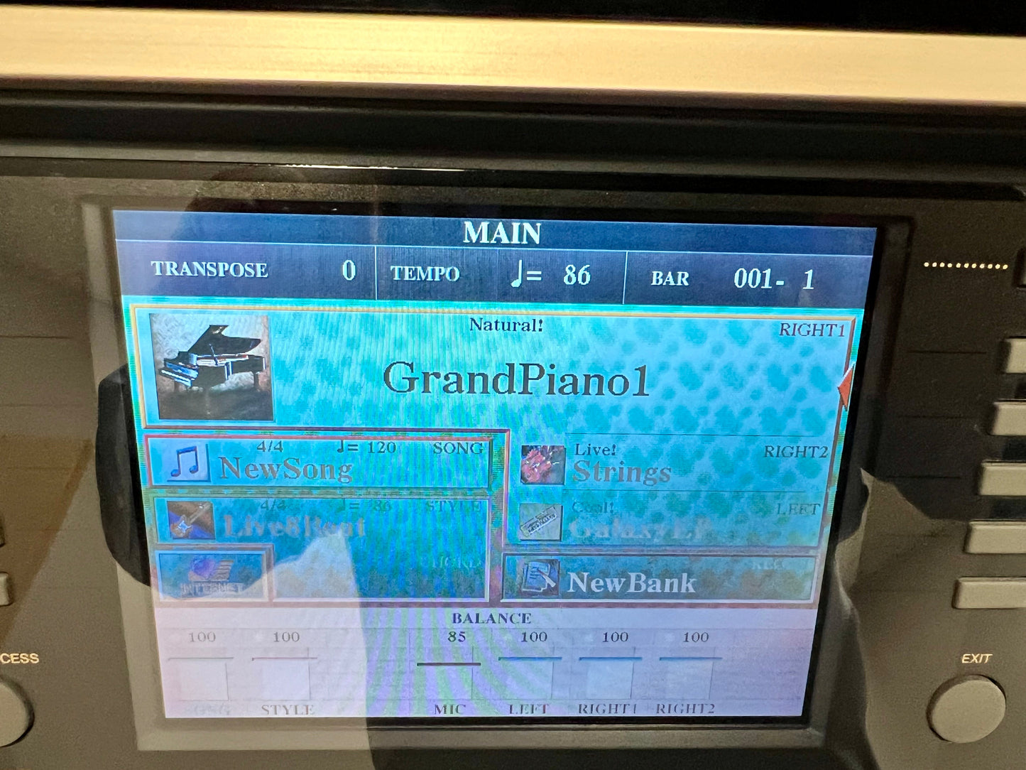 Used Yamaha CVP309GP Digital Grand Piano