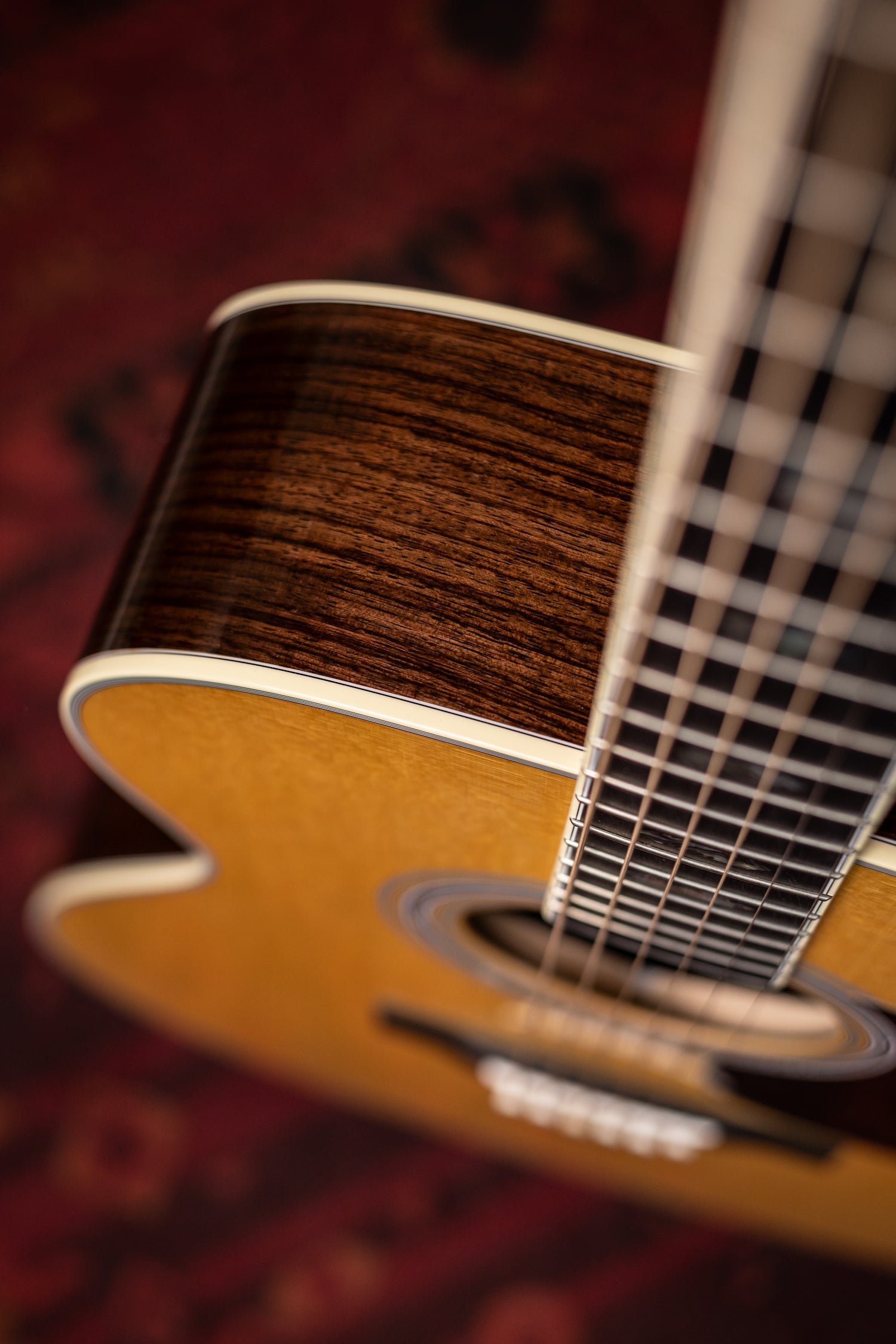 Martin J-40 Jumbo Acoustic Guitar - Natural