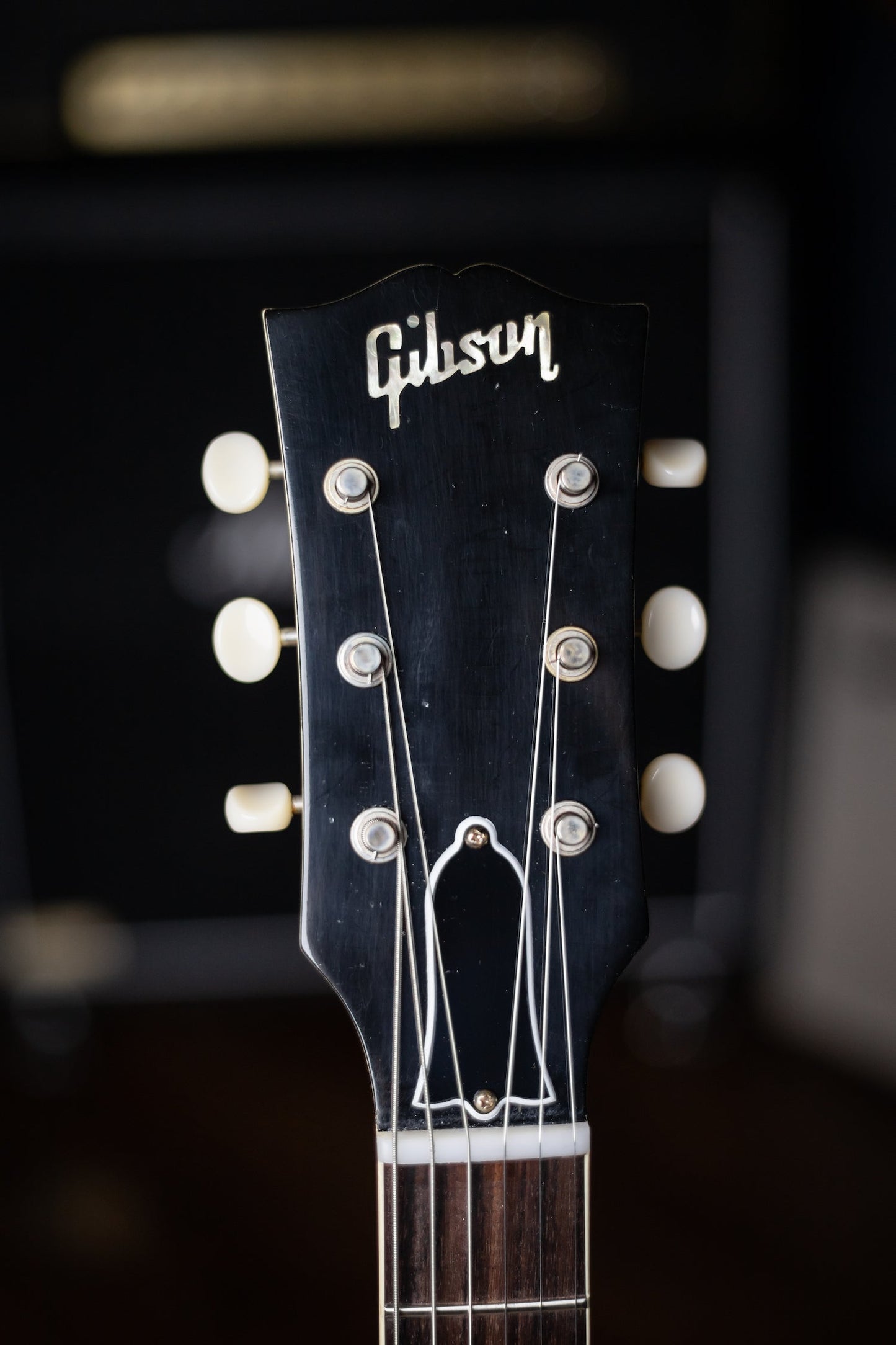 Gibson Custom Shop Murphy Lab SG Special 1963 Reissue Lightning Bar Ultra Light Aged Electric Guitar - Classic White