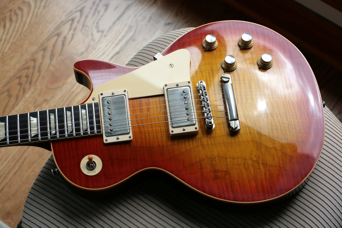 2019 Gibson 1960 Les Paul Historic '60 Reissue R0 Custom Shop Washed Cherry Sunburst