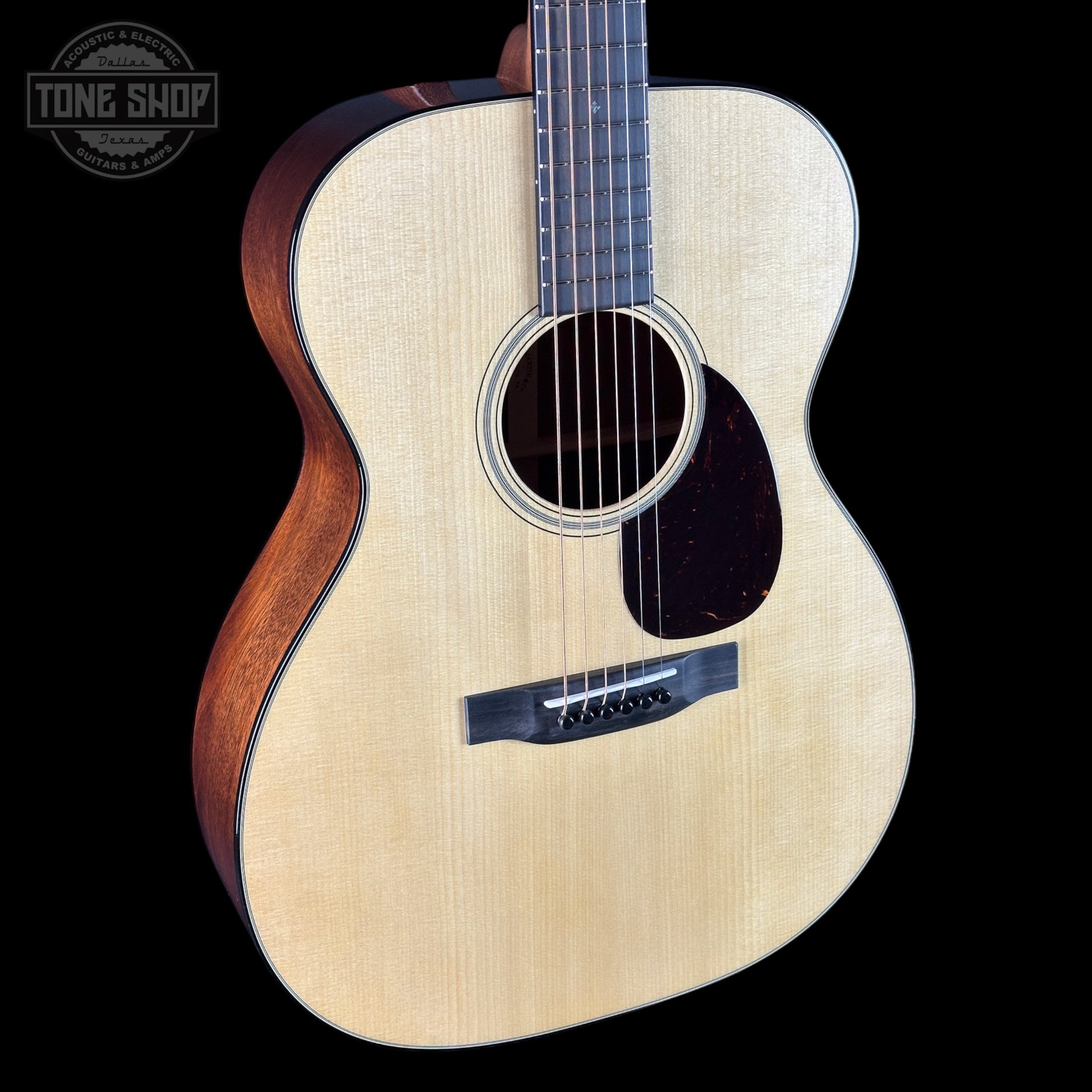 Martin Custom Shop  18 Style OM Adirondack/Sinker Mahogany w/case 3053226