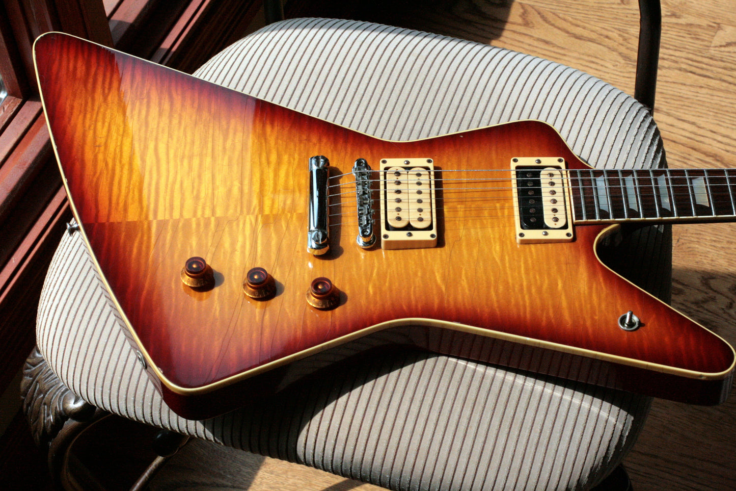1979 Hamer Standard Bound and Crowned 4-Digit Explorer Sunburst '59 USA Vintage