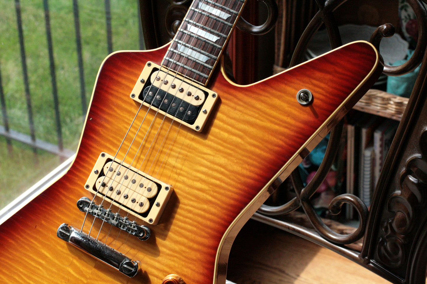 1979 Hamer Standard Bound and Crowned 4-Digit Explorer Sunburst '59 USA Vintage
