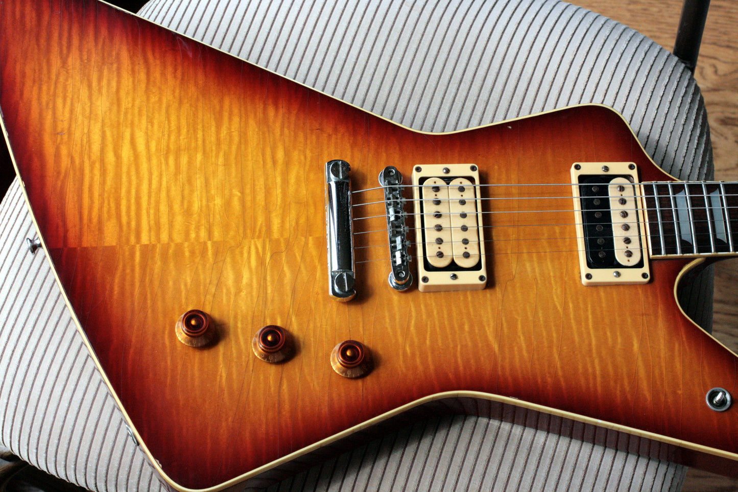 1979 Hamer Standard Bound and Crowned 4-Digit Explorer Sunburst '59 USA Vintage