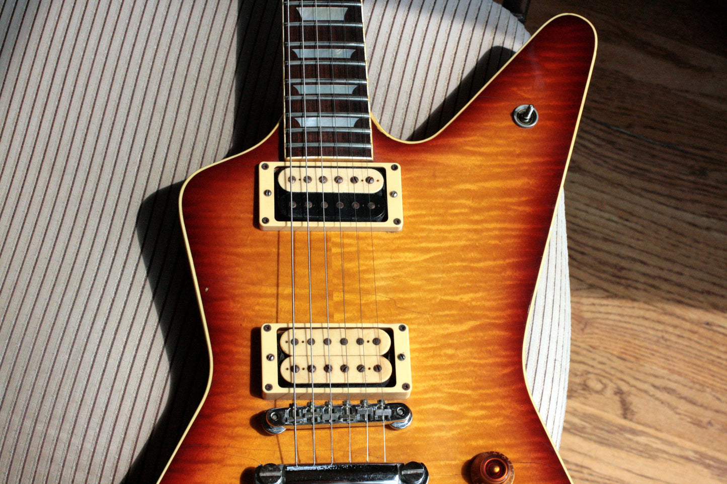 1979 Hamer Standard Bound and Crowned 4-Digit Explorer Sunburst '59 USA Vintage