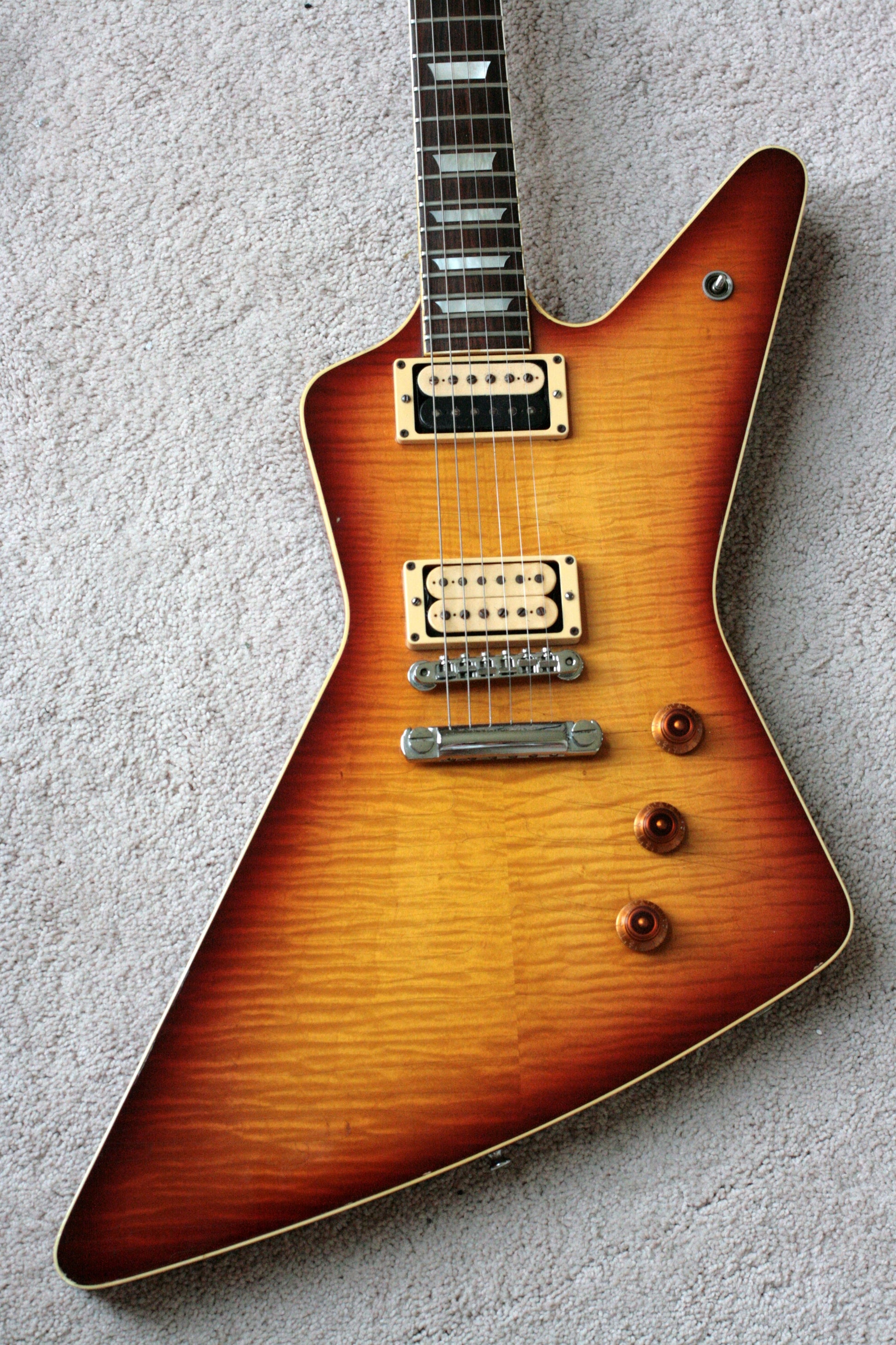 1979 Hamer Standard Bound and Crowned 4-Digit Explorer Sunburst '59 USA Vintage