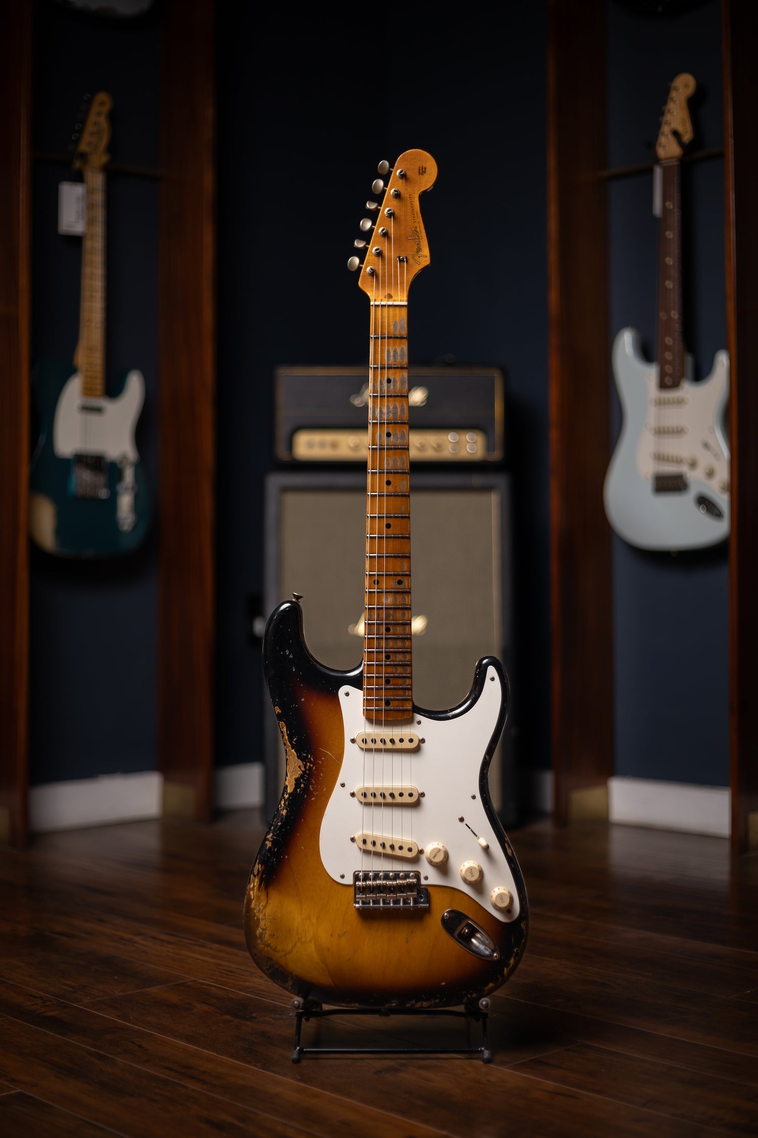 Fender Custom Shop Stratocaster 1957 Heavy Relic Electric Guitar - Aged 2-Color Sunburst