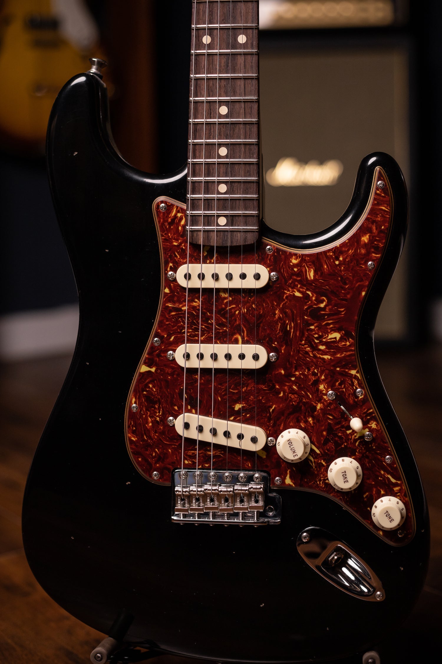 Fender Custom Shop Postmodern Stratocaster Journeyman Relic with Closet Classic Hardware - Aged Black