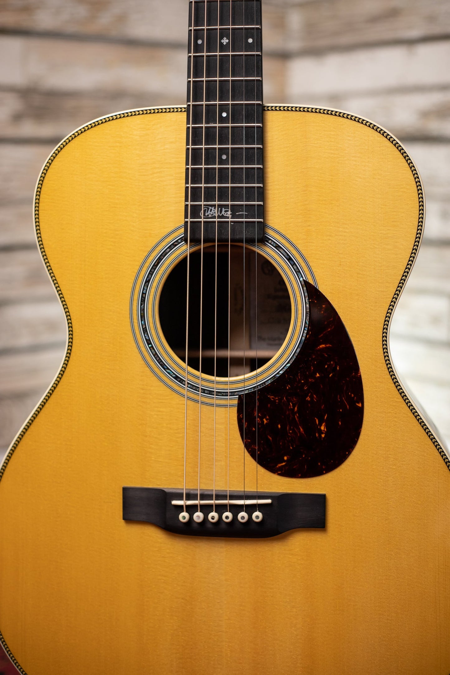 Martin OMJM John Mayer Acoustic-Electric Guitar - Natural
