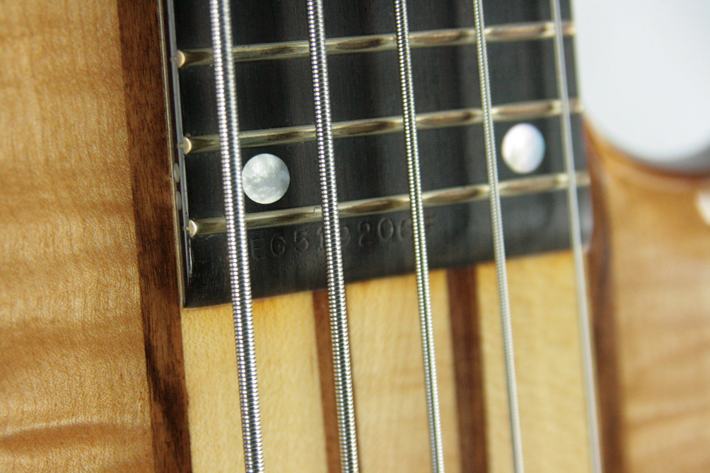CLEAN 2006 Ken Smith BSR 5EG Elite 5-String Bass! Tiger Maple QUILT Top! Neck-Thru