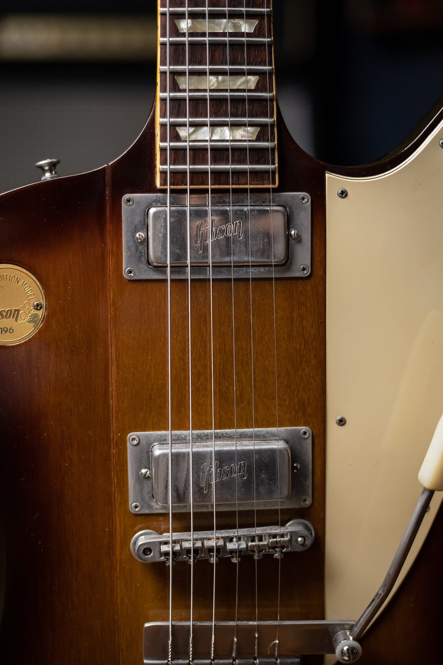 1972 Gibson Firebird V Medallion Limited Edition Electric Guitar - Sunburst