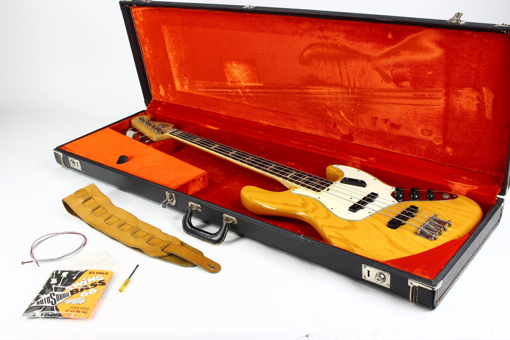 1973 Fender Jazz Bass Natural w Original Case, Rosewood Board 4-Bolt Neck | CLEAN!