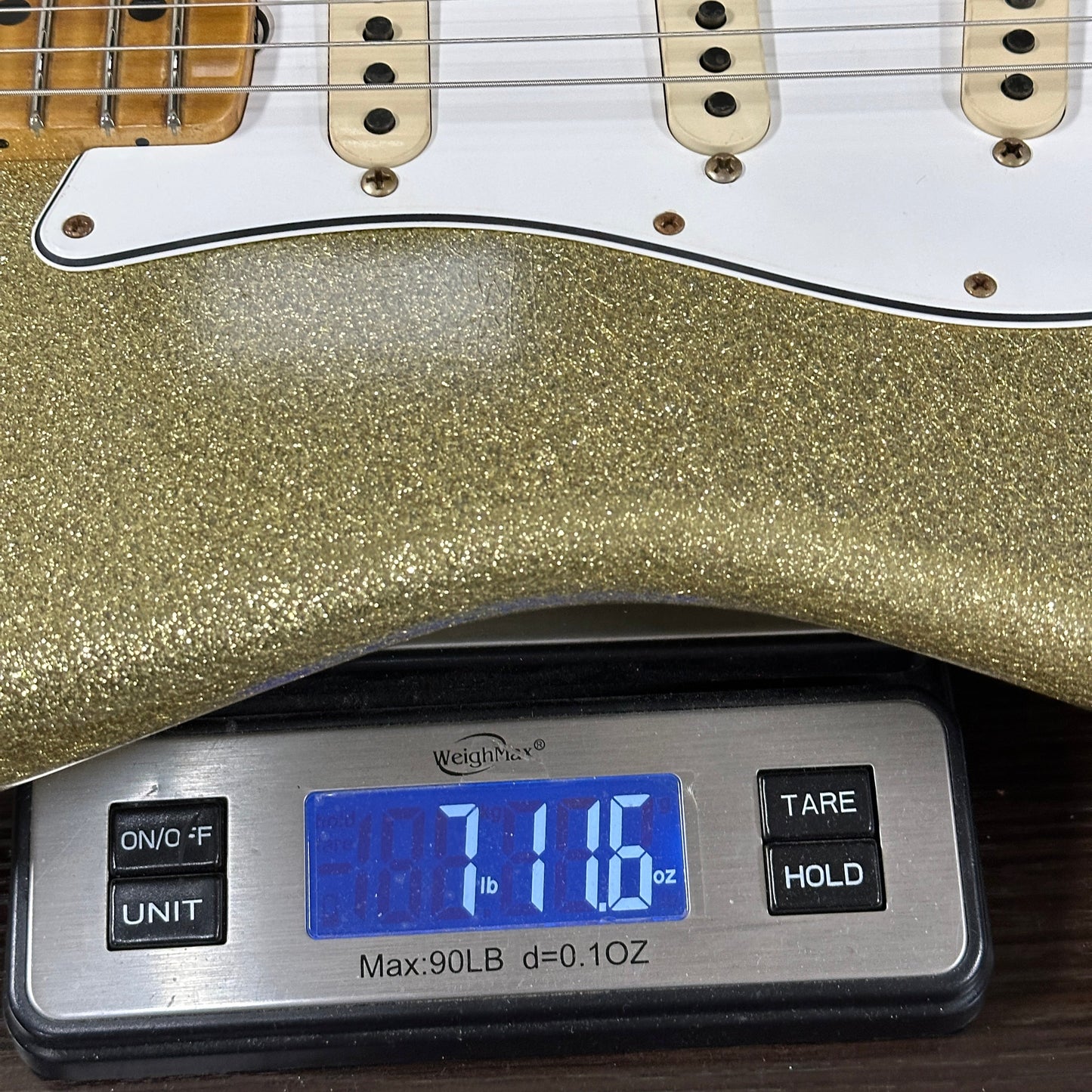 Fender Custom Shop 1969 Stratocaster Journeyman Relic Gold Sparkle w/case CZ588734