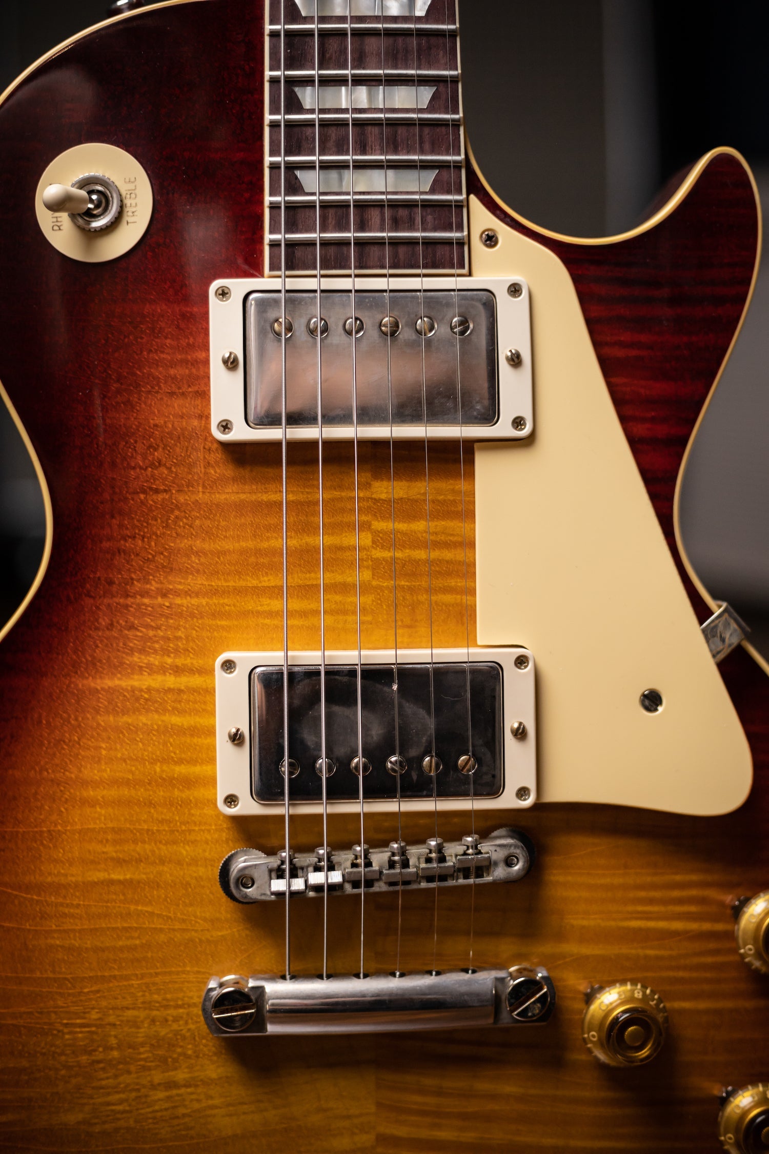 Gibson Custom Shop Murphy Lab 1959 Les Paul Standard Reissue Ultra Light Aged Electric Guitar - Factory Burst